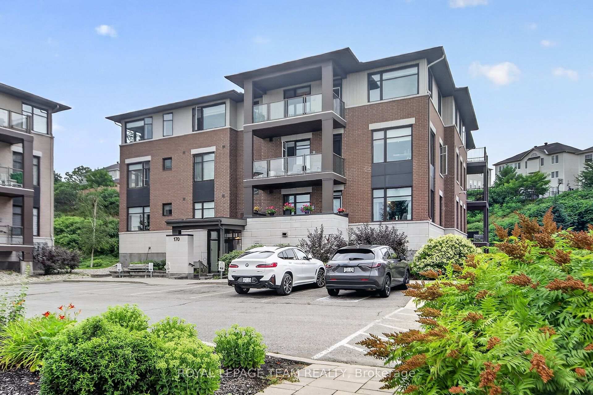 Photo 1 of Unit 304, 170 Guelph Private, Ottawa, Kanata - Kanata Lakes/Heritage Hills — HOMEH