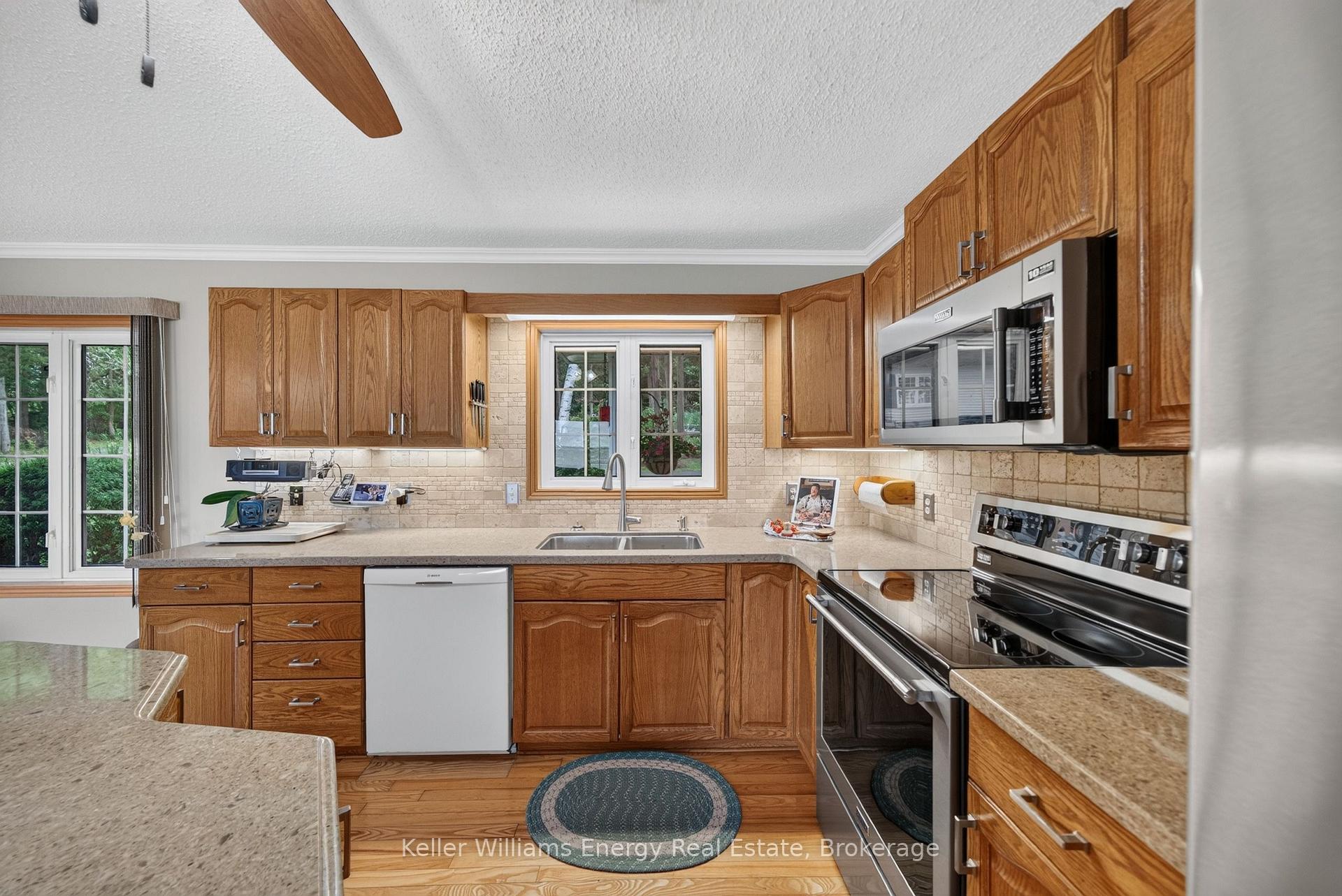 Photo 12 of 52 Rowlands Lane, Prince Edward County, Sophiasburg Ward — HOMEH