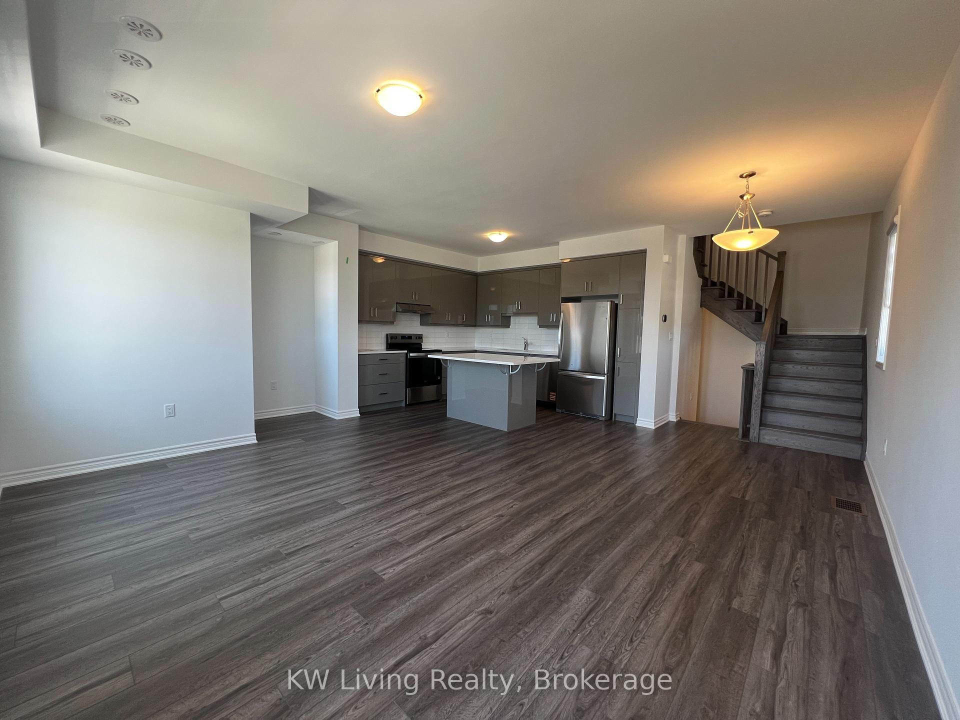 Photo 5 of 22 Elantra Drive, Brampton, Northwest Brampton — HOMEH