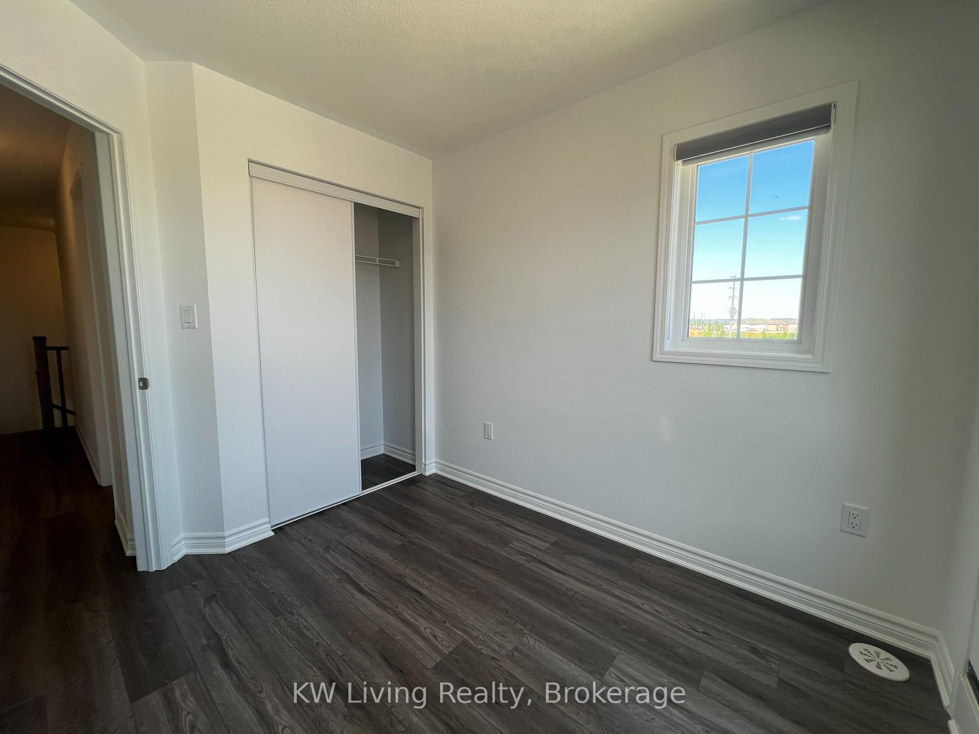 Photo 9 of 22 Elantra Drive, Brampton, Northwest Brampton — HOMEH