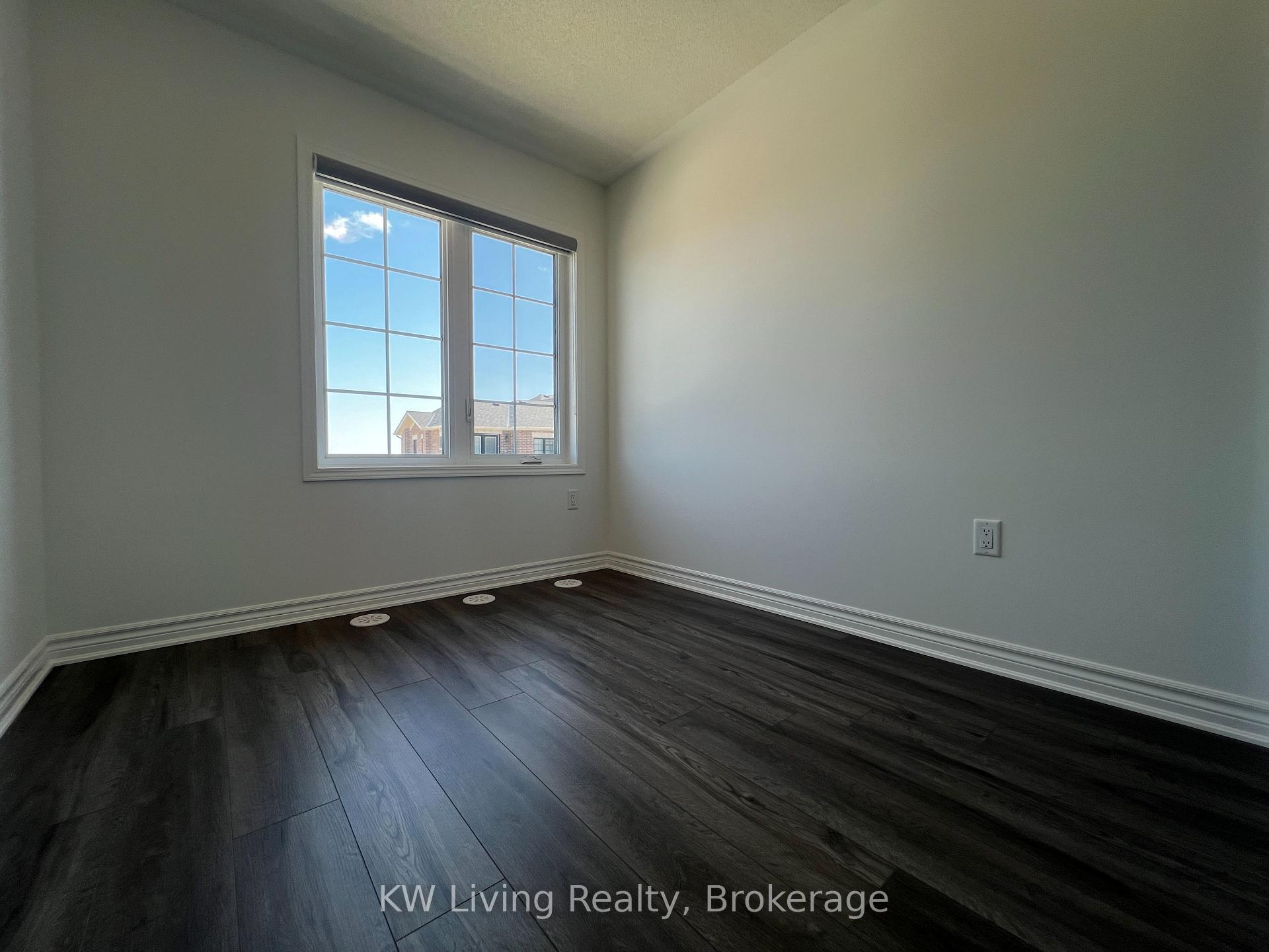 Photo 11 of 22 Elantra Drive, Brampton, Northwest Brampton — HOMEH