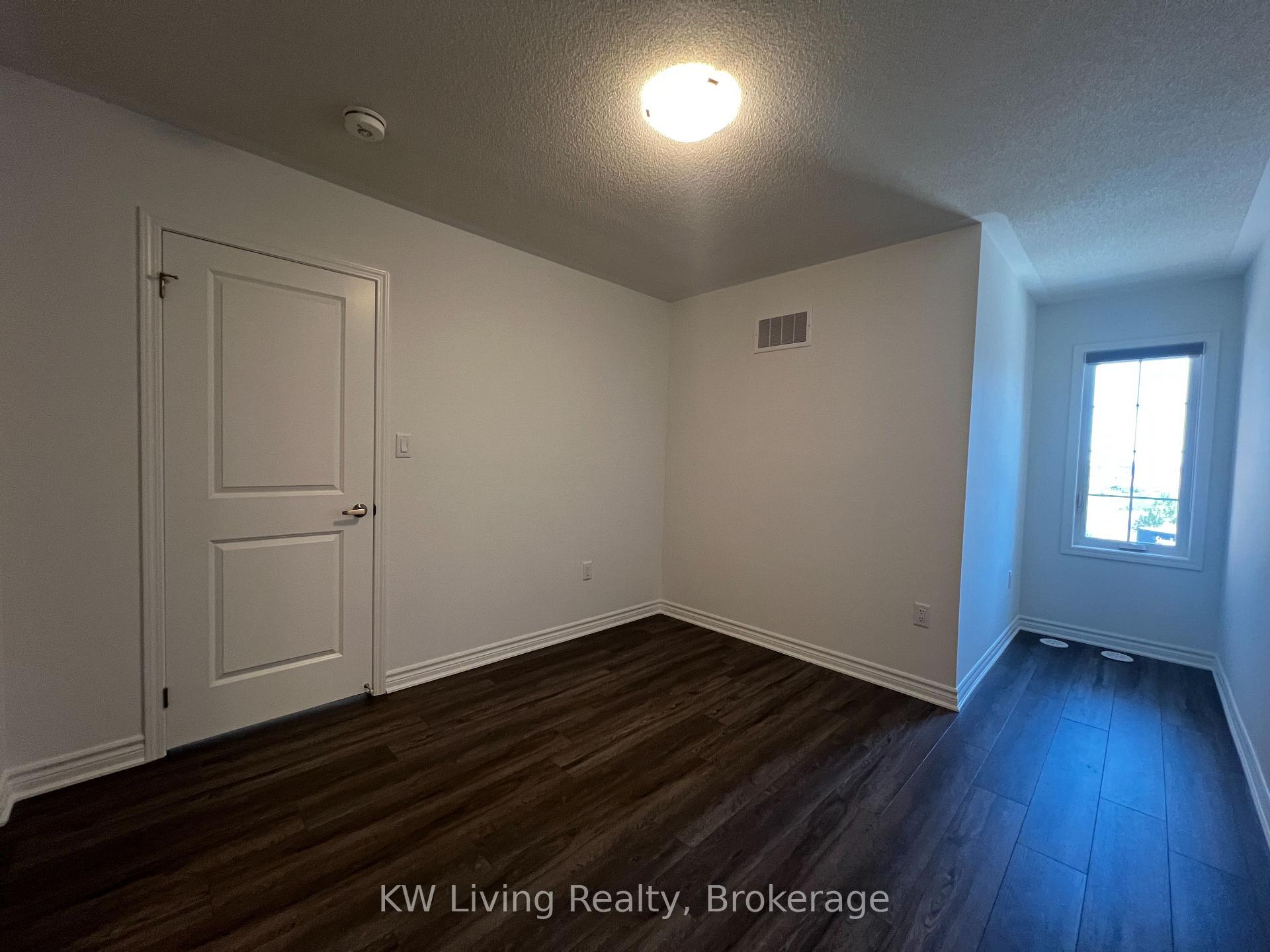 Photo 12 of 22 Elantra Drive, Brampton, Northwest Brampton — HOMEH