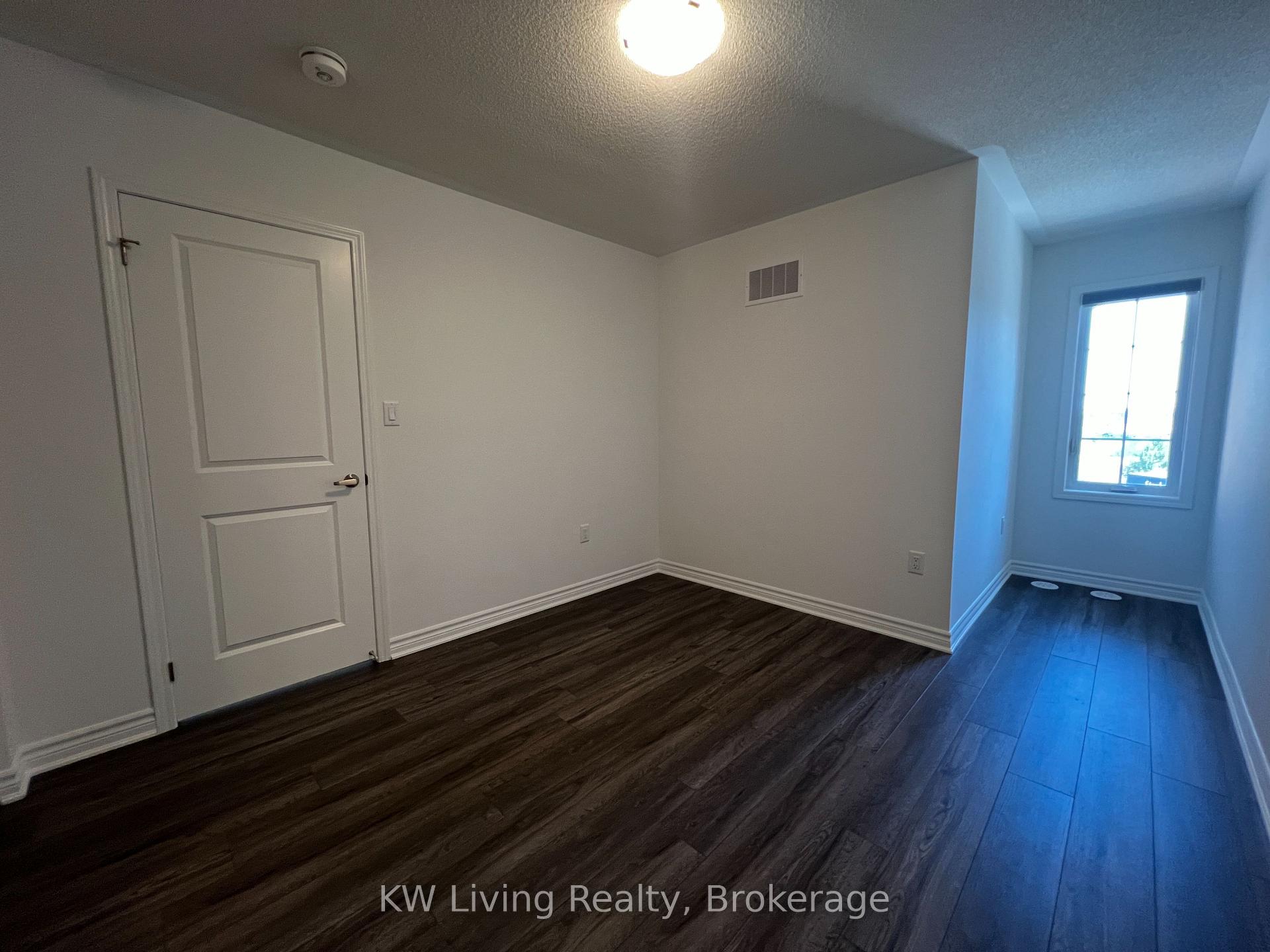 Photo 13 of 22 Elantra Drive, Brampton, Northwest Brampton — HOMEH