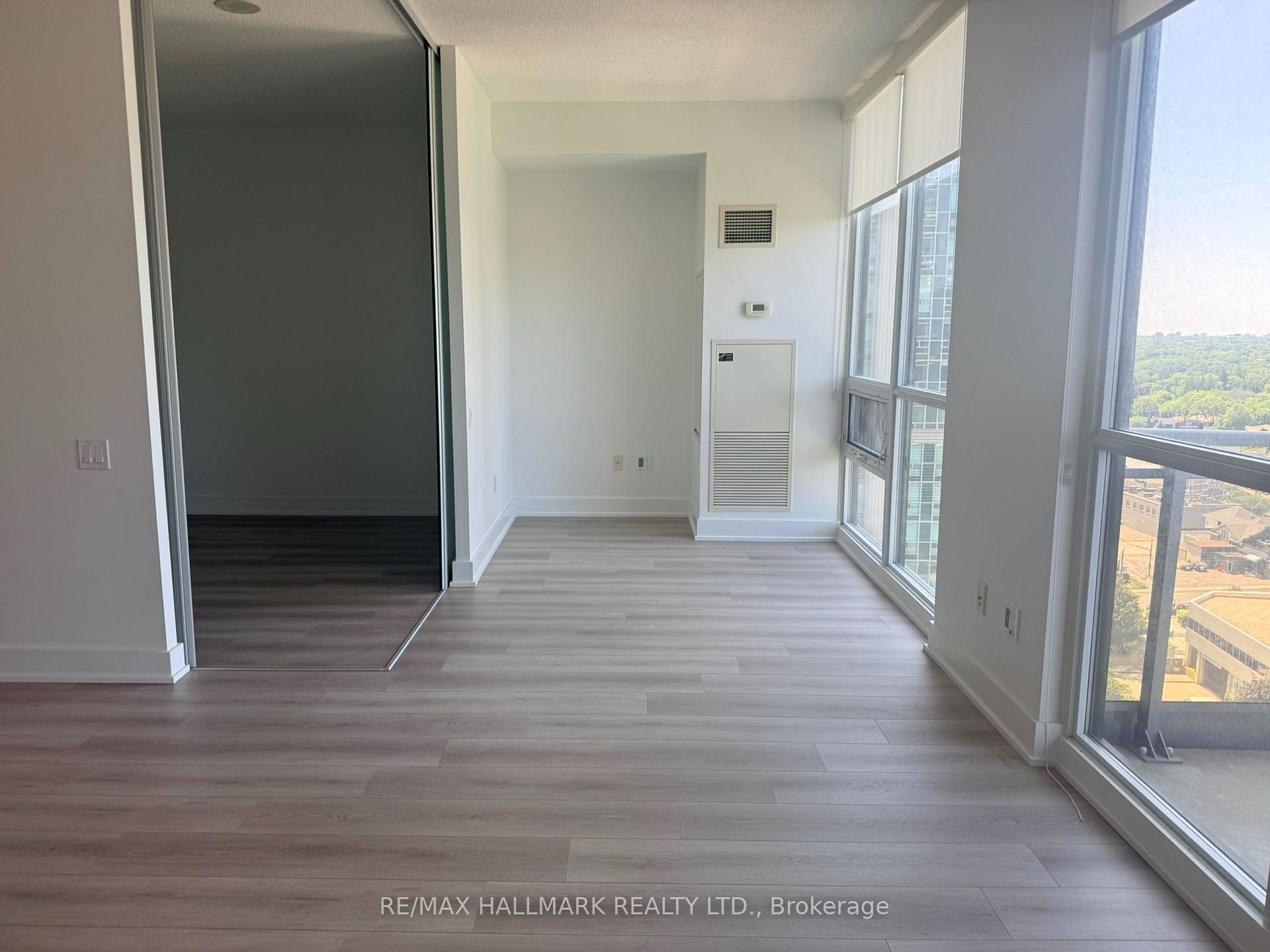 Photo 11 of Unit 2011, 23 Sheppard Avenue E, North York, Willowdale East — HOMEH