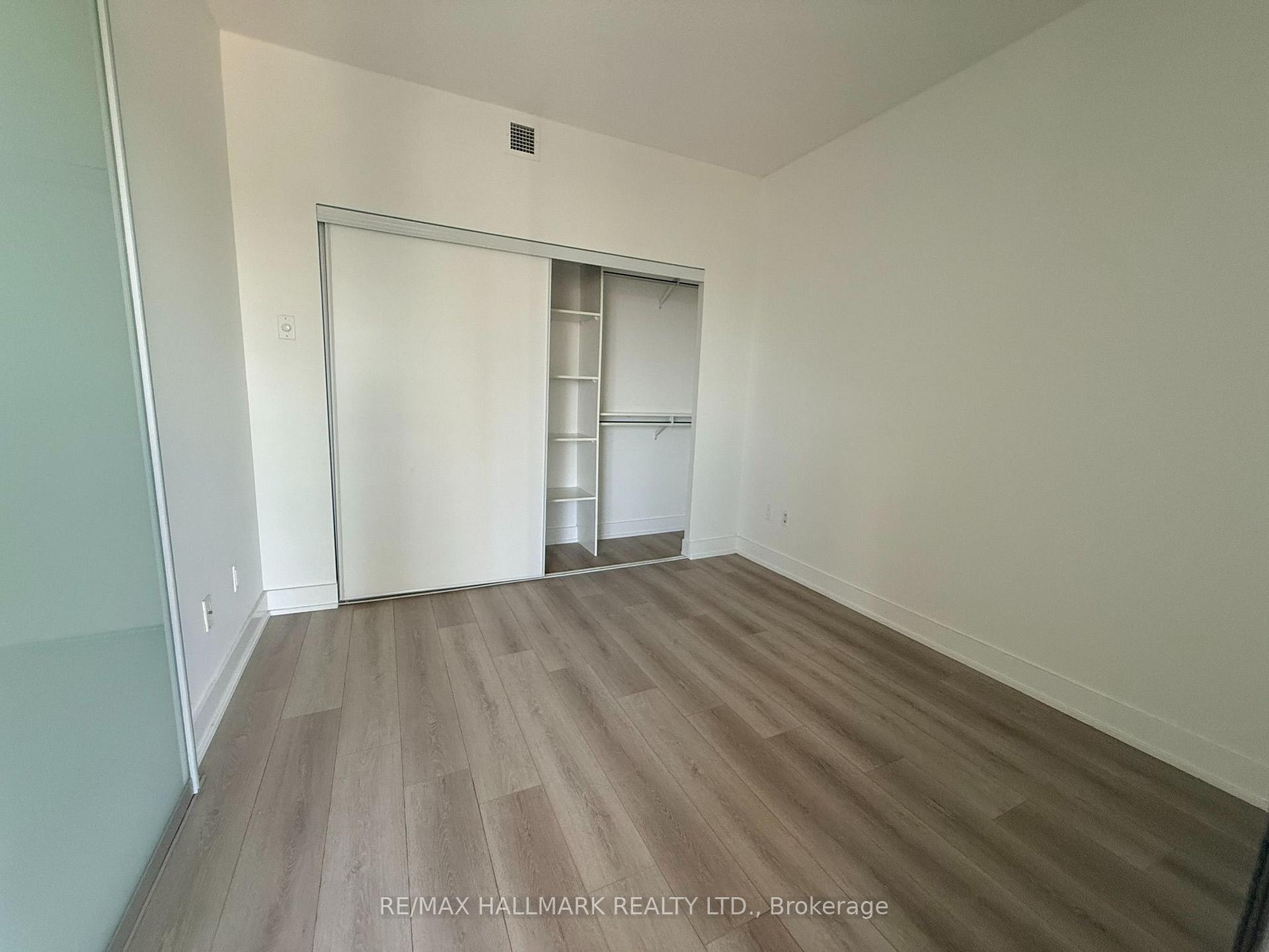 Photo 15 of Unit 2011, 23 Sheppard Avenue E, North York, Willowdale East — HOMEH