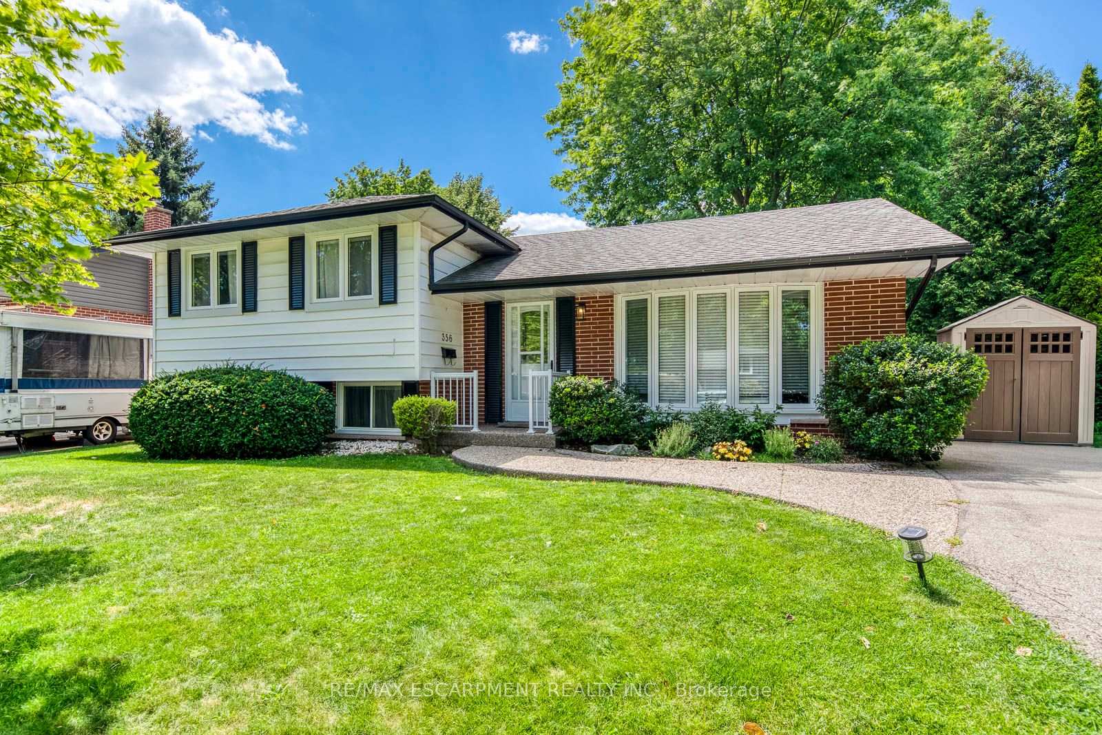 Photo 2 of 356 Dunlop Crescent, Burlington, Appleby — HOMEH