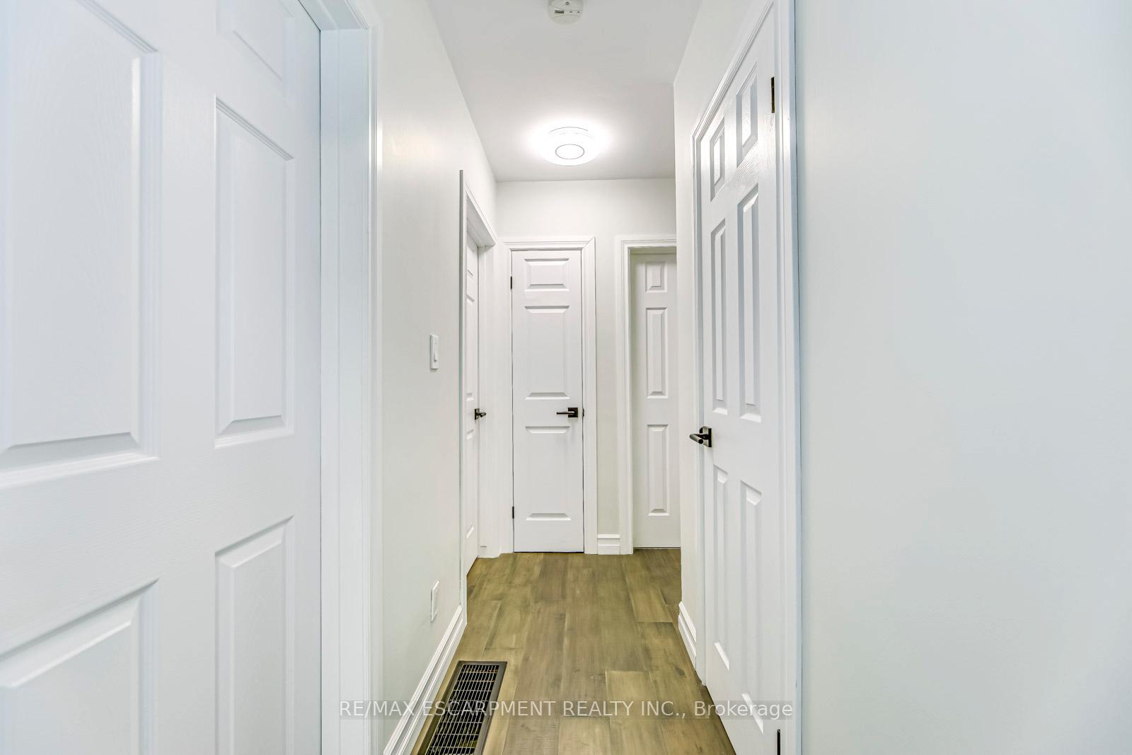 Photo 17 of 356 Dunlop Crescent, Burlington, Appleby — HOMEH