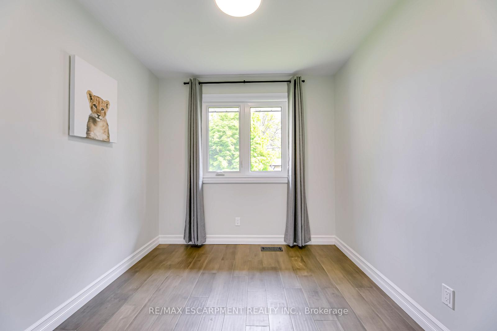 Photo 20 of 356 Dunlop Crescent, Burlington, Appleby — HOMEH