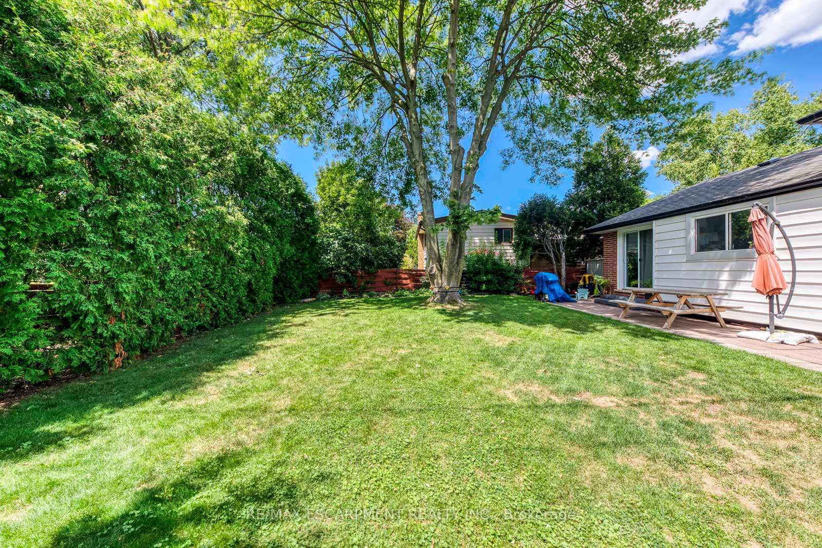 Photo 35 of 356 Dunlop Crescent, Burlington, Appleby — HOMEH