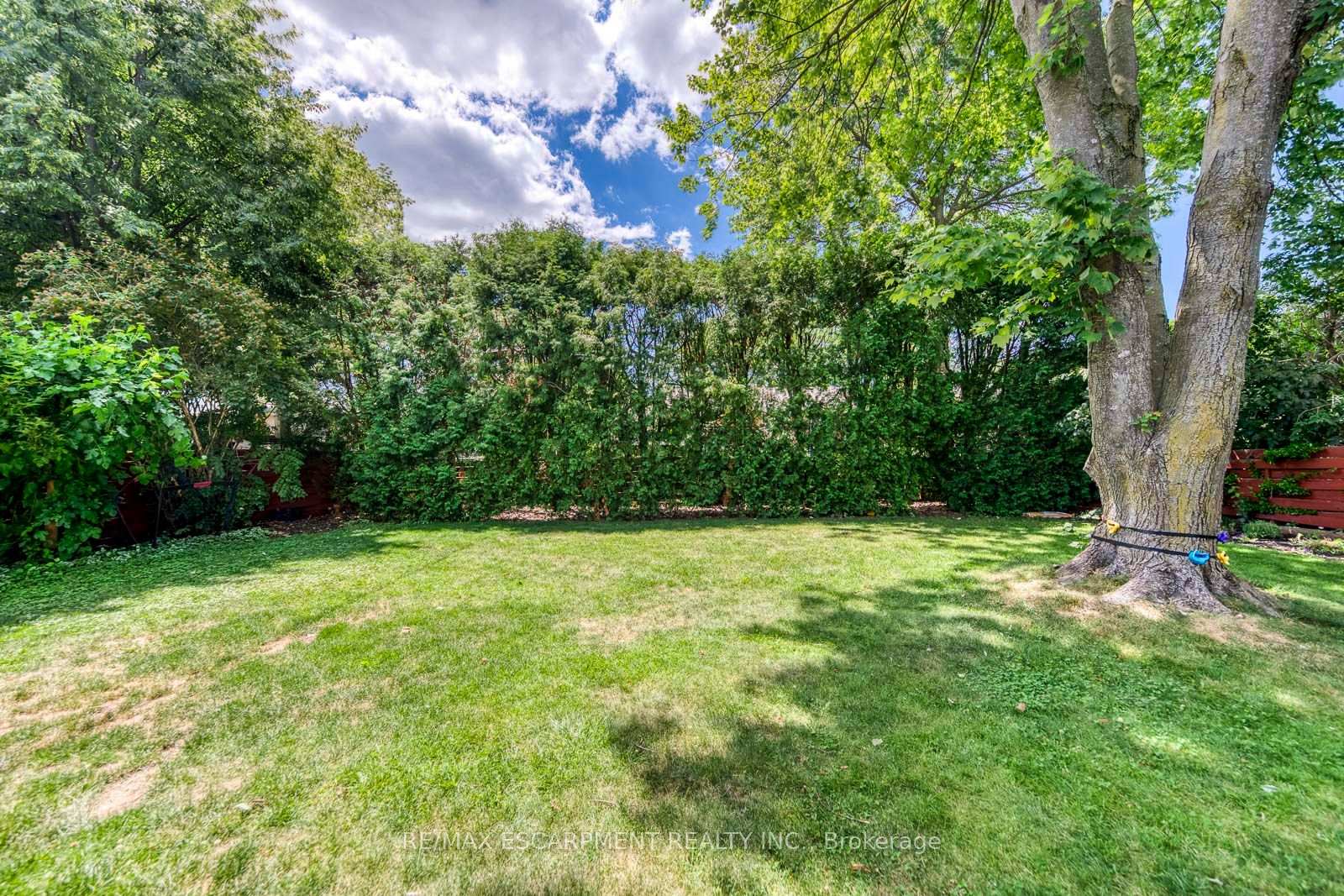 Photo 37 of 356 Dunlop Crescent, Burlington, Appleby — HOMEH