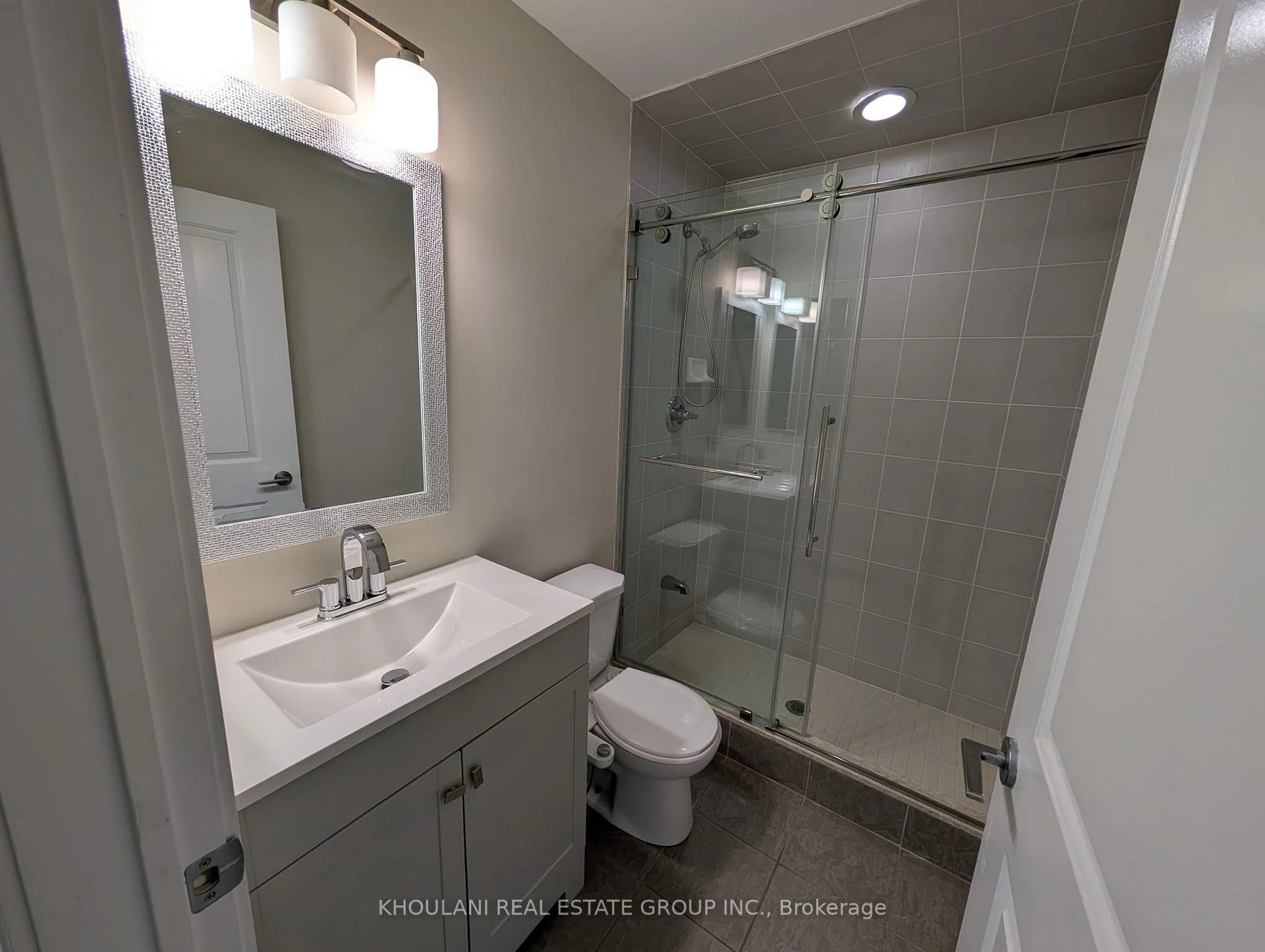 Photo 37 of Unit 2106, 70 Absolute Avenue, Mississauga, City Centre — HOMEH