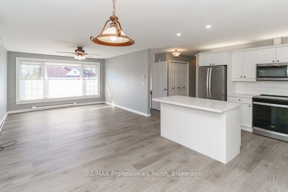 Photo 6 of 140 Elder Street, Gravenhurst, Muskoka (S) — HOMEH
