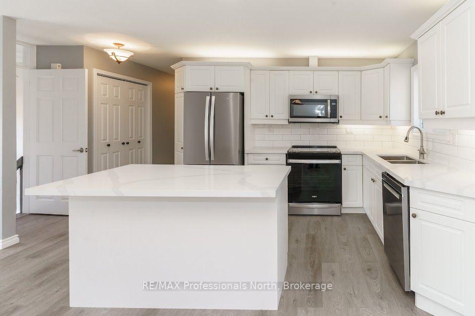Photo 7 of 140 Elder Street, Gravenhurst, Muskoka (S) — HOMEH