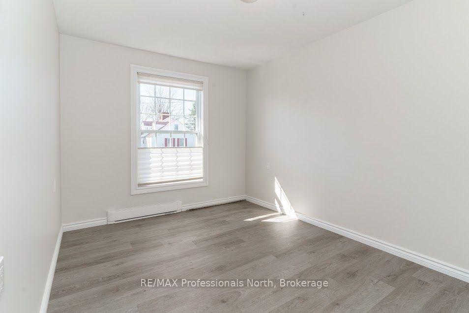 Photo 11 of 140 Elder Street, Gravenhurst, Muskoka (S) — HOMEH