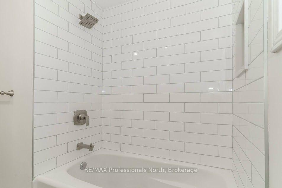 Photo 14 of 140 Elder Street, Gravenhurst, Muskoka (S) — HOMEH