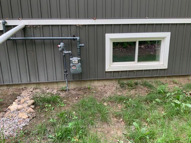 Photo 51 of 5 Oakwood Avenue N, Tiny, Rural Tiny — HOMEH