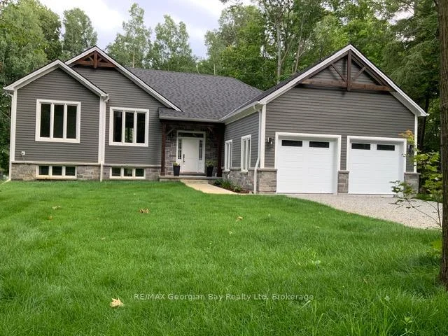 Photo 4 of 5 Oakwood Avenue N, Tiny, Rural Tiny — HOMEH