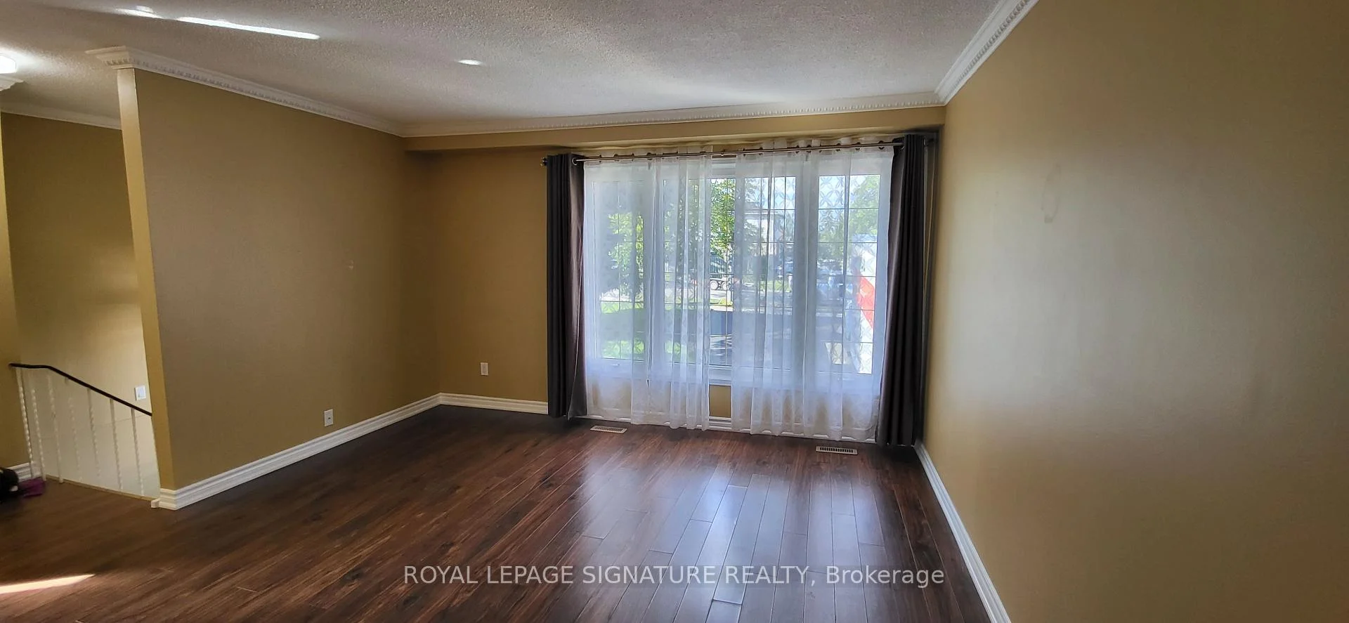 Photo 9 of 2706 Lundene Road, Mississauga, Clarkson — HOMEH