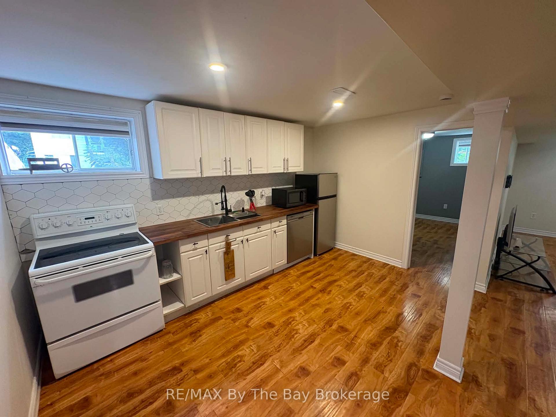 Photo 13 of 240 Shore Lane, Wasaga Beach — HOMEH