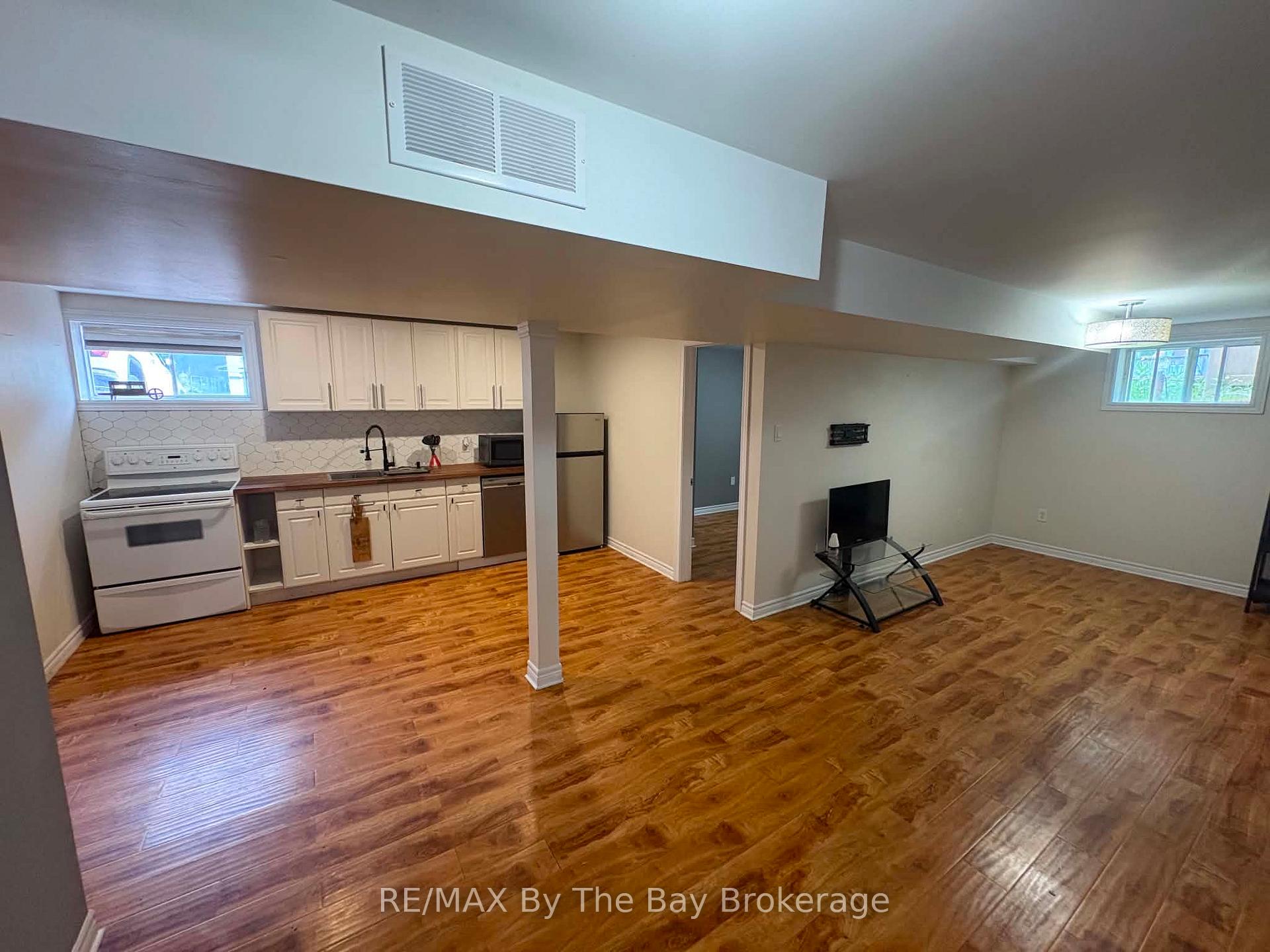 Photo 14 of 240 Shore Lane, Wasaga Beach — HOMEH