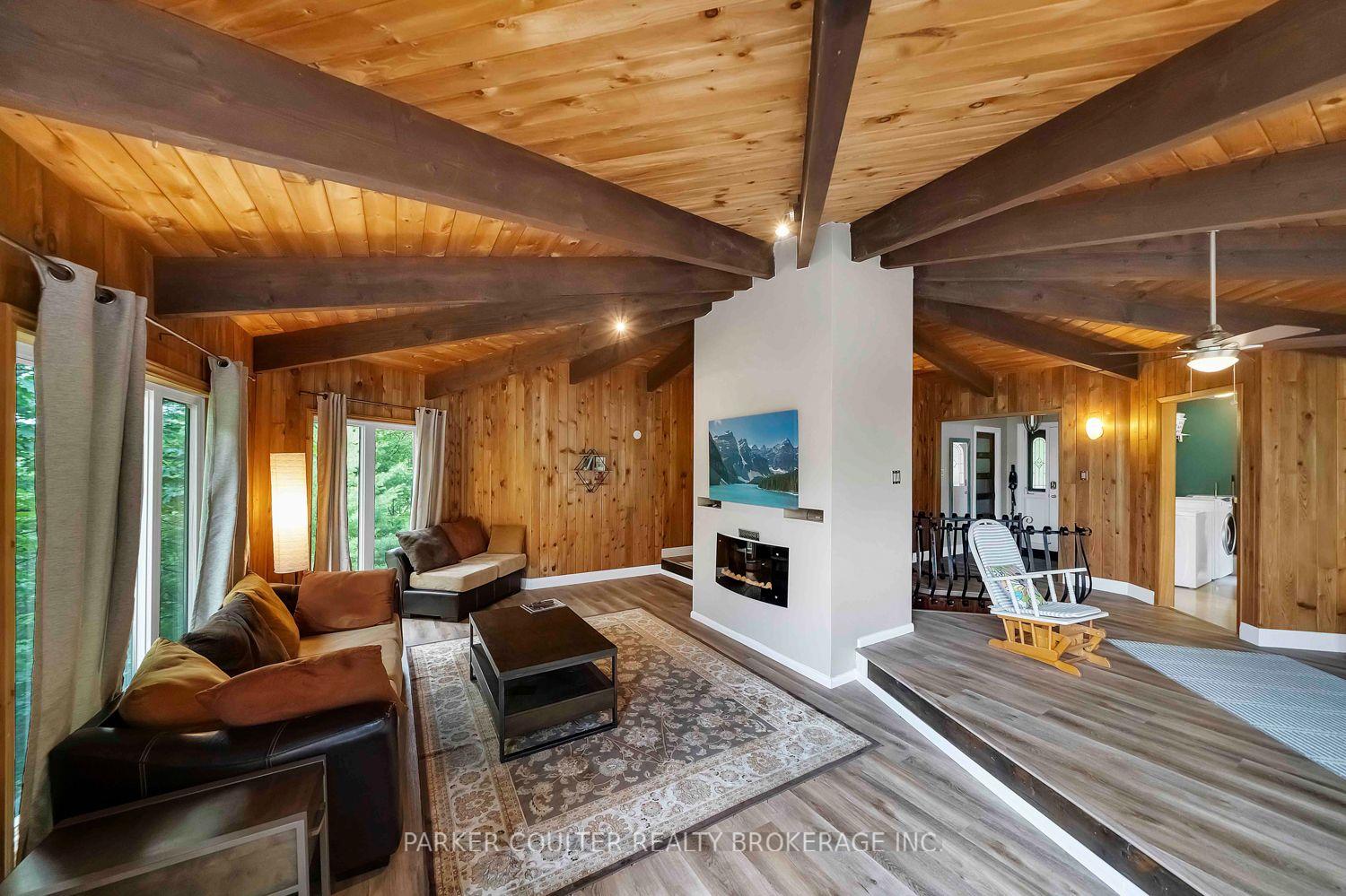 Photo 7 of 61 Oakridge Road S, McDougall — HOMEH