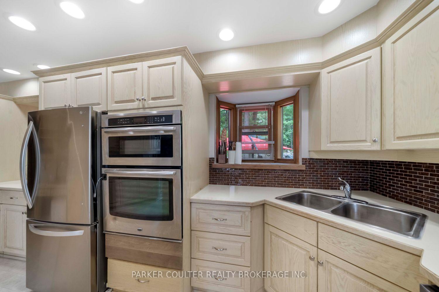 Photo 14 of 61 Oakridge Road S, McDougall — HOMEH