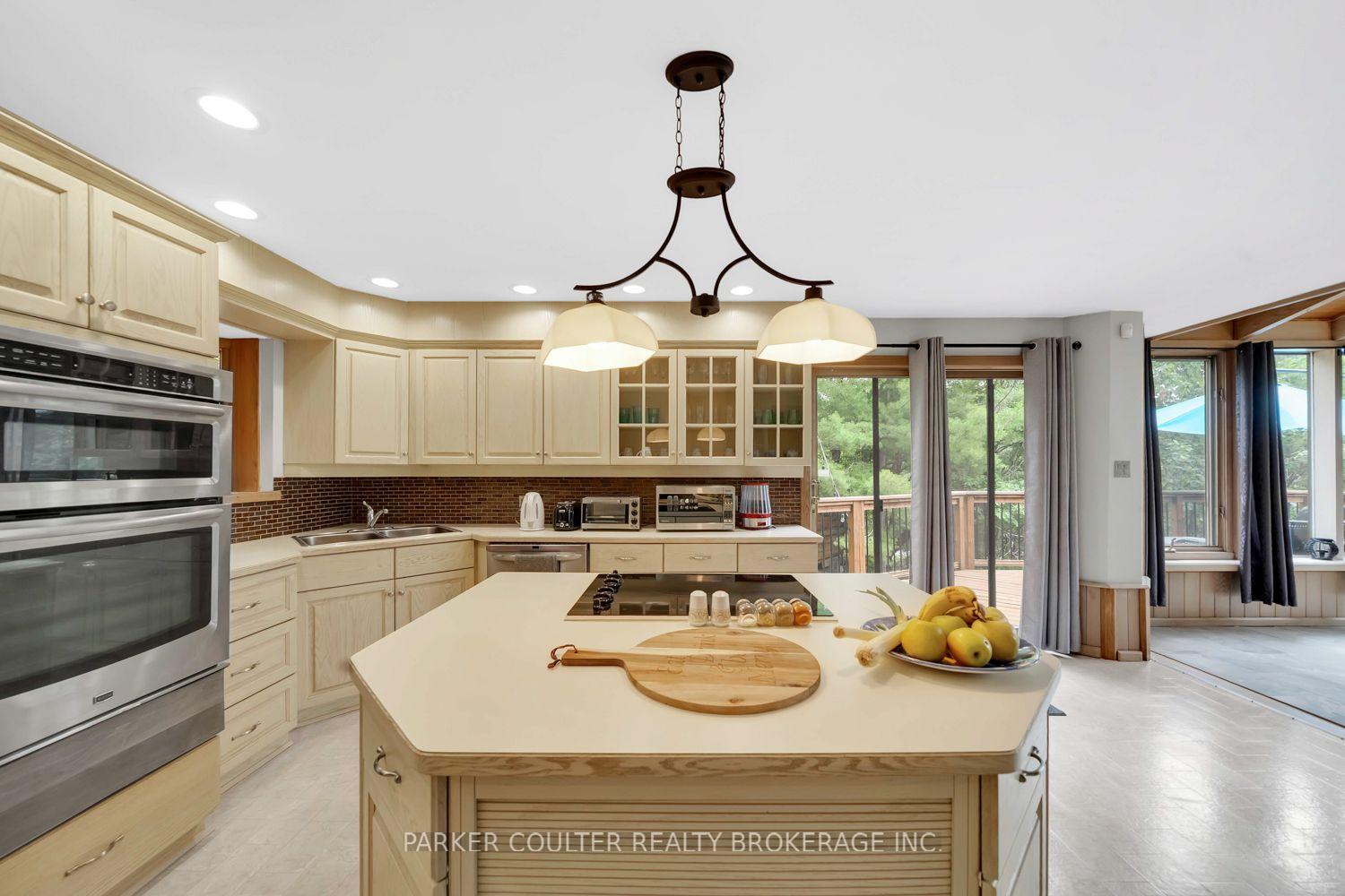 Photo 17 of 61 Oakridge Road S, McDougall — HOMEH