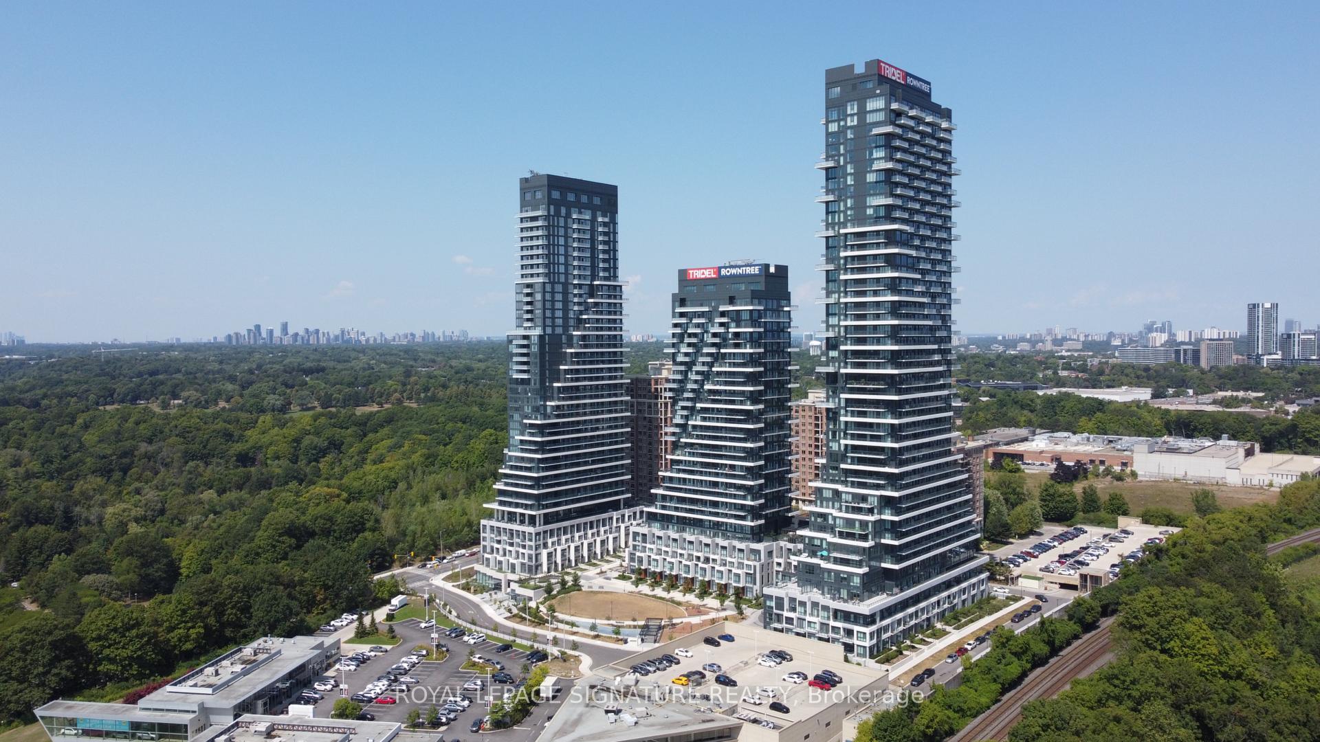 Front of Unit 2009, 30 Inn On The Park Drive