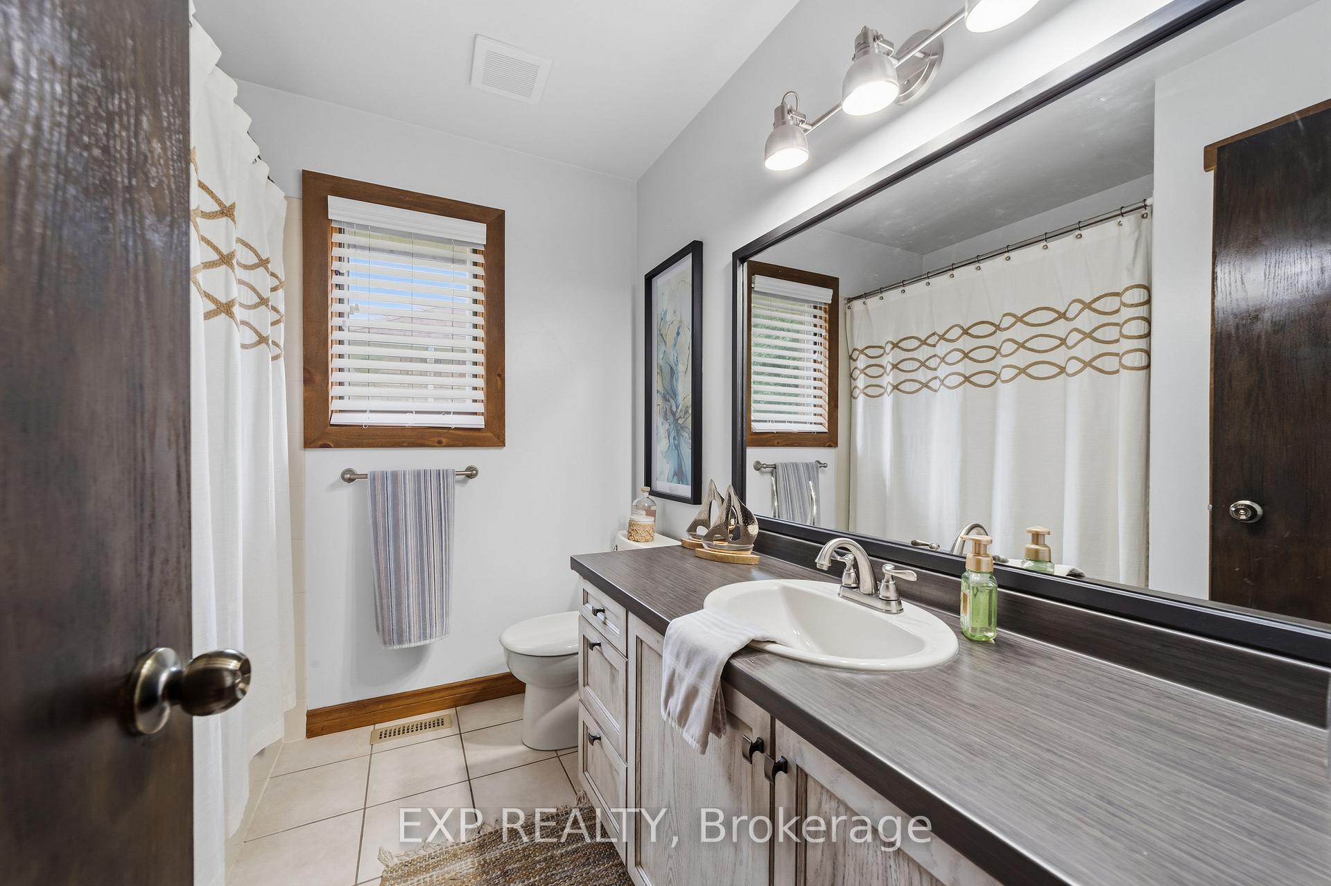 Photo 22 of 57 Valleyview Crescent, Thames Centre, Dorchester — HOMEH