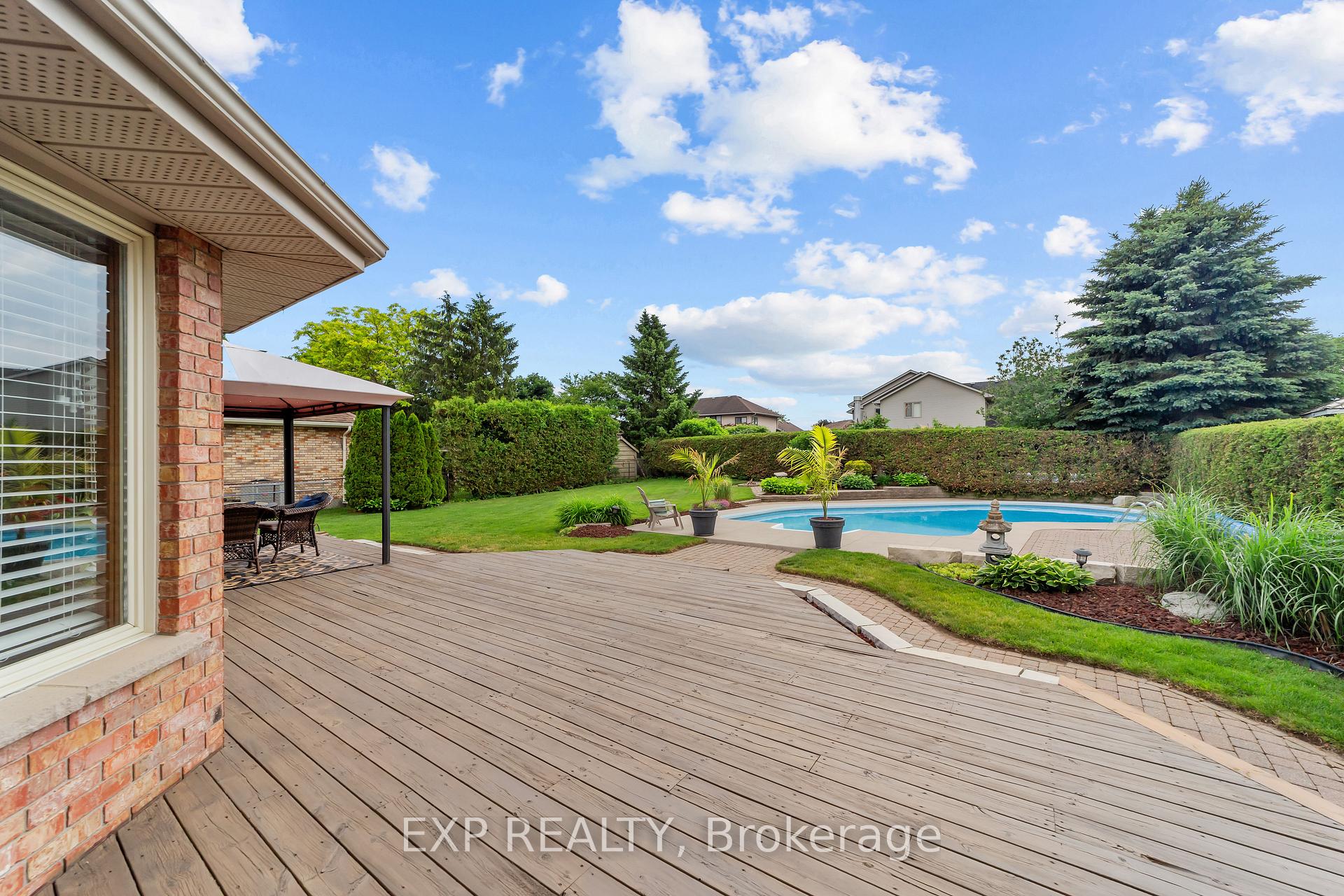 Photo 43 of 57 Valleyview Crescent, Thames Centre, Dorchester — HOMEH