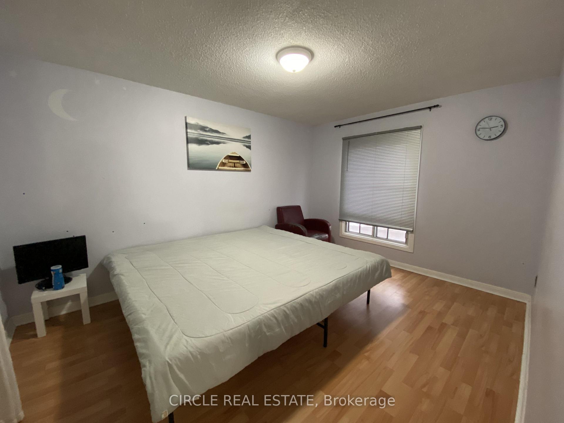 Photo 37 of 35 Fanshawe Drive, Brampton, Brampton West — HOMEH