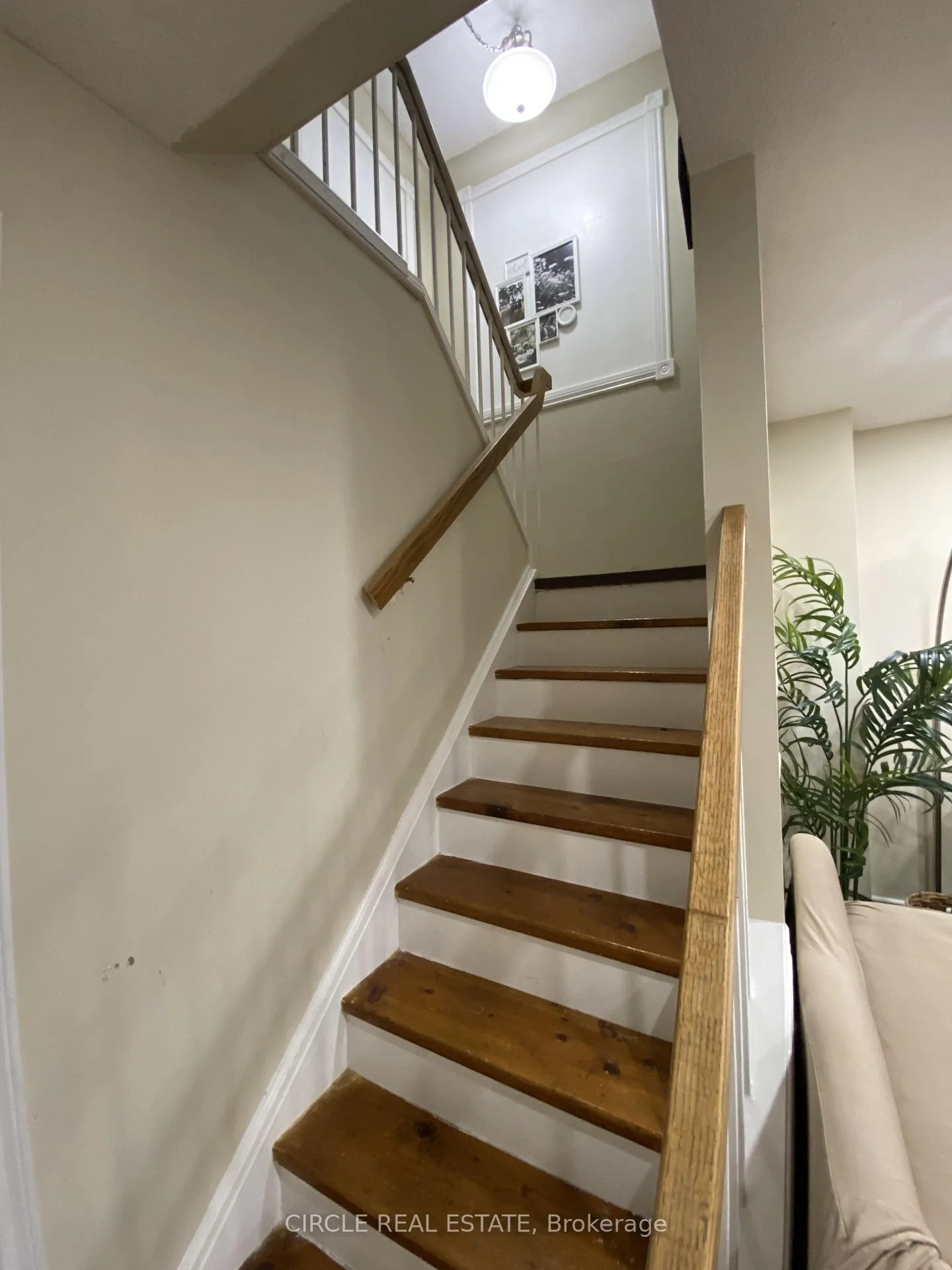 Photo 6 of 35 Fanshawe Drive, Brampton, Brampton West — HOMEH