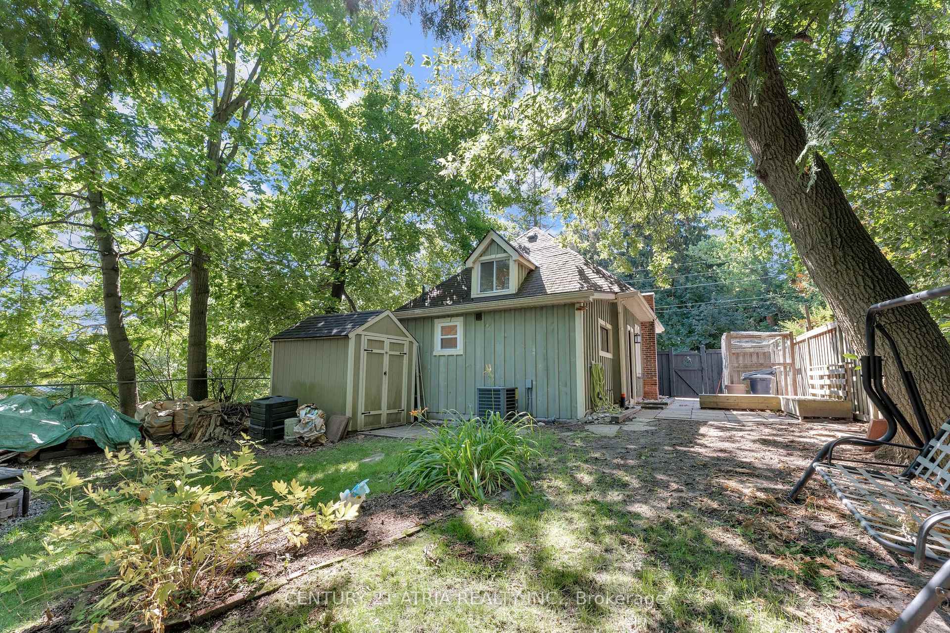 Photo 22 of 609 Pearson Street, Newmarket, Gorham-College Manor — HOMEH