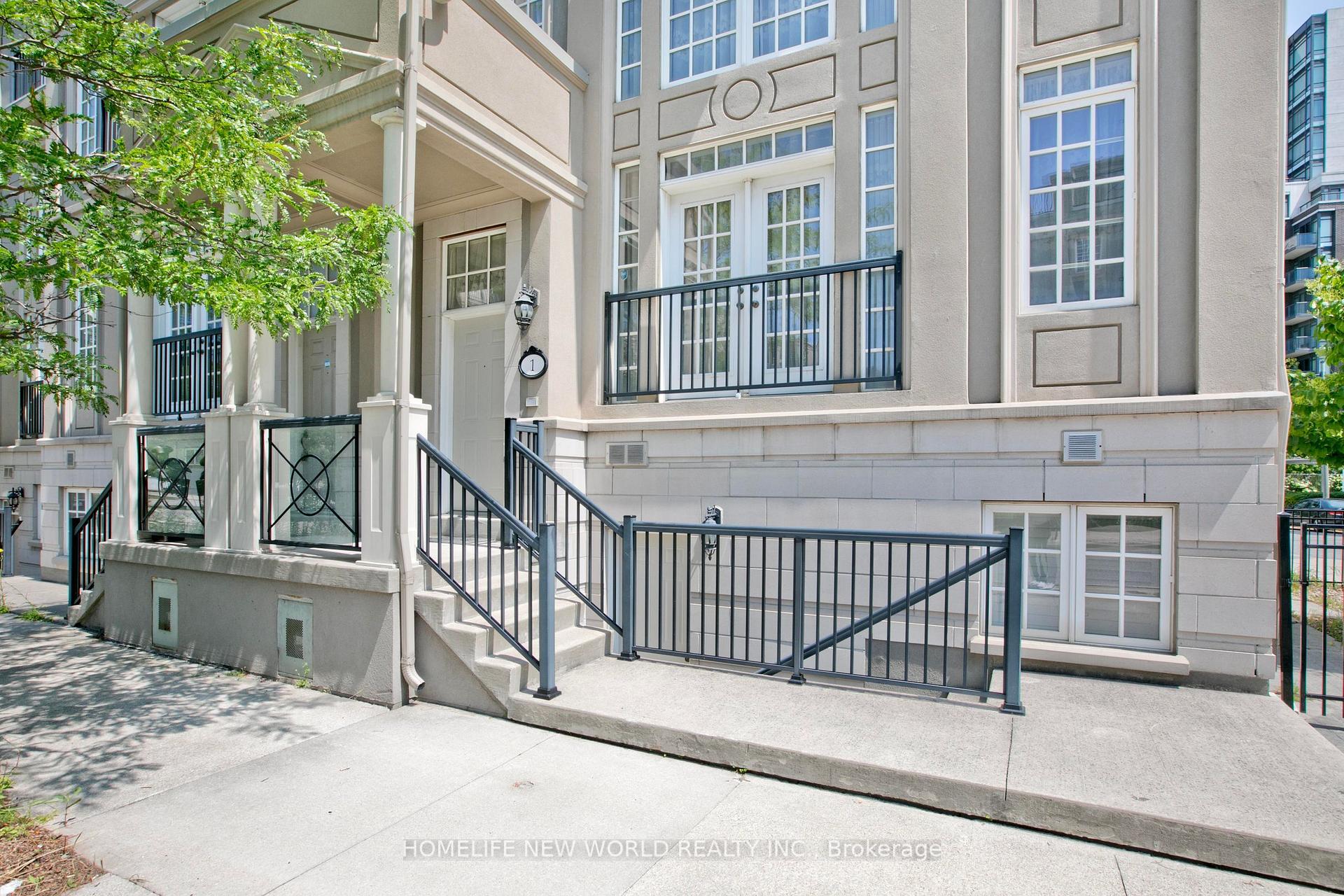 Photo 5 of 1 Mackenzie's Stand Avenue, Markham, Unionville — HOMEH