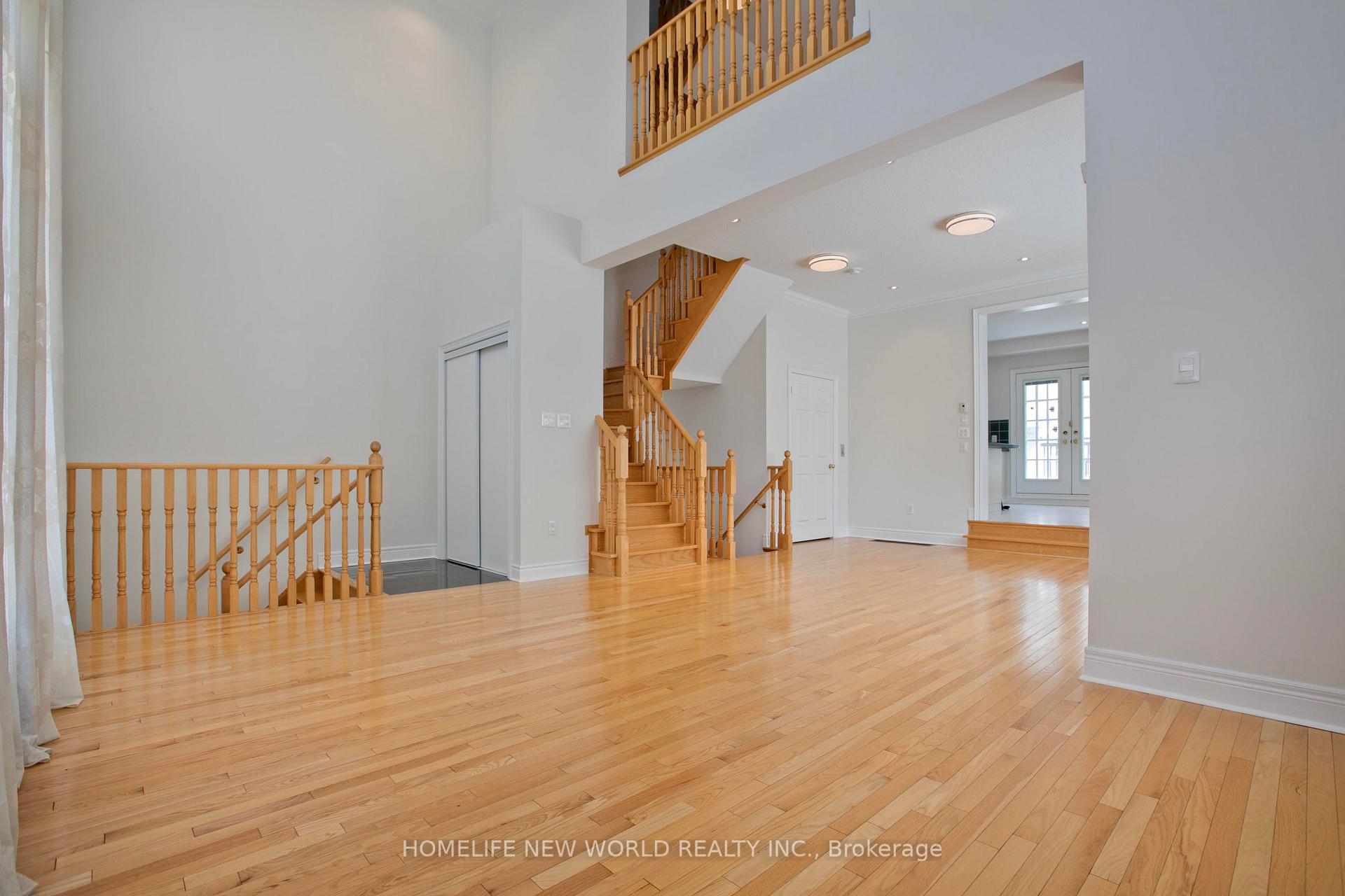 Photo 8 of 1 Mackenzie's Stand Avenue, Markham, Unionville — HOMEH