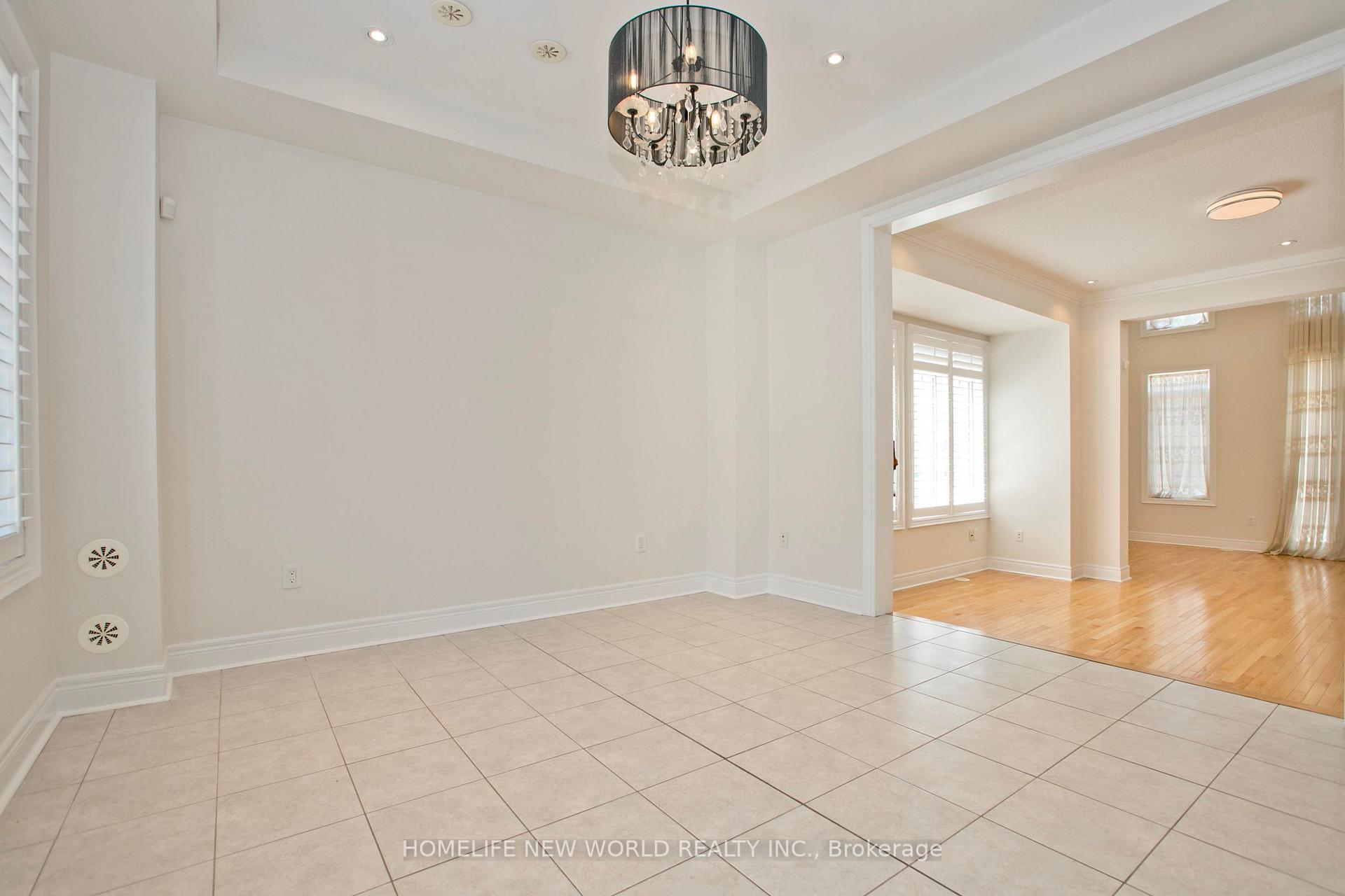 Photo 16 of 1 Mackenzie's Stand Avenue, Markham, Unionville — HOMEH