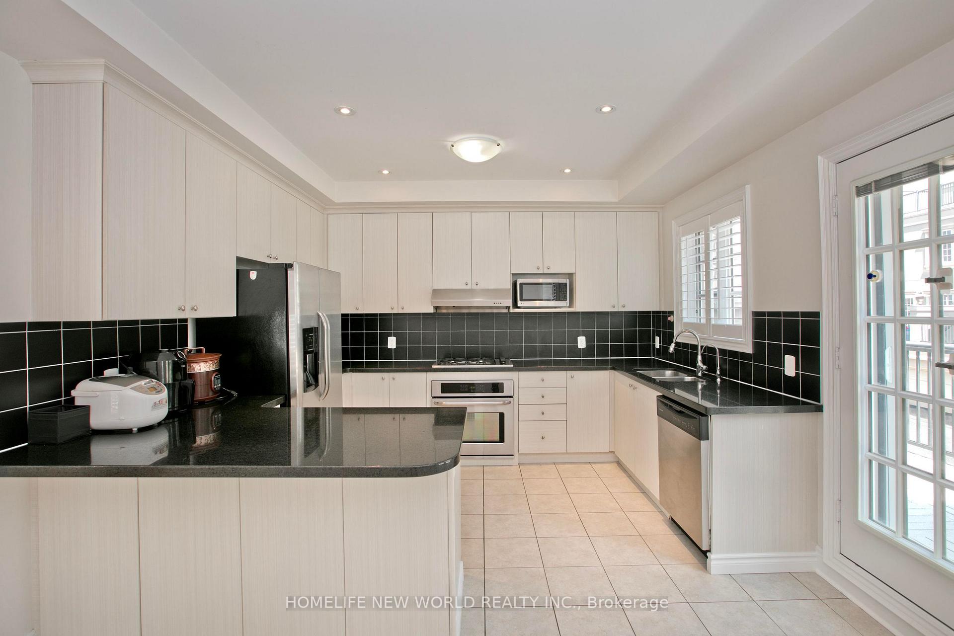 Photo 19 of 1 Mackenzie's Stand Avenue, Markham, Unionville — HOMEH