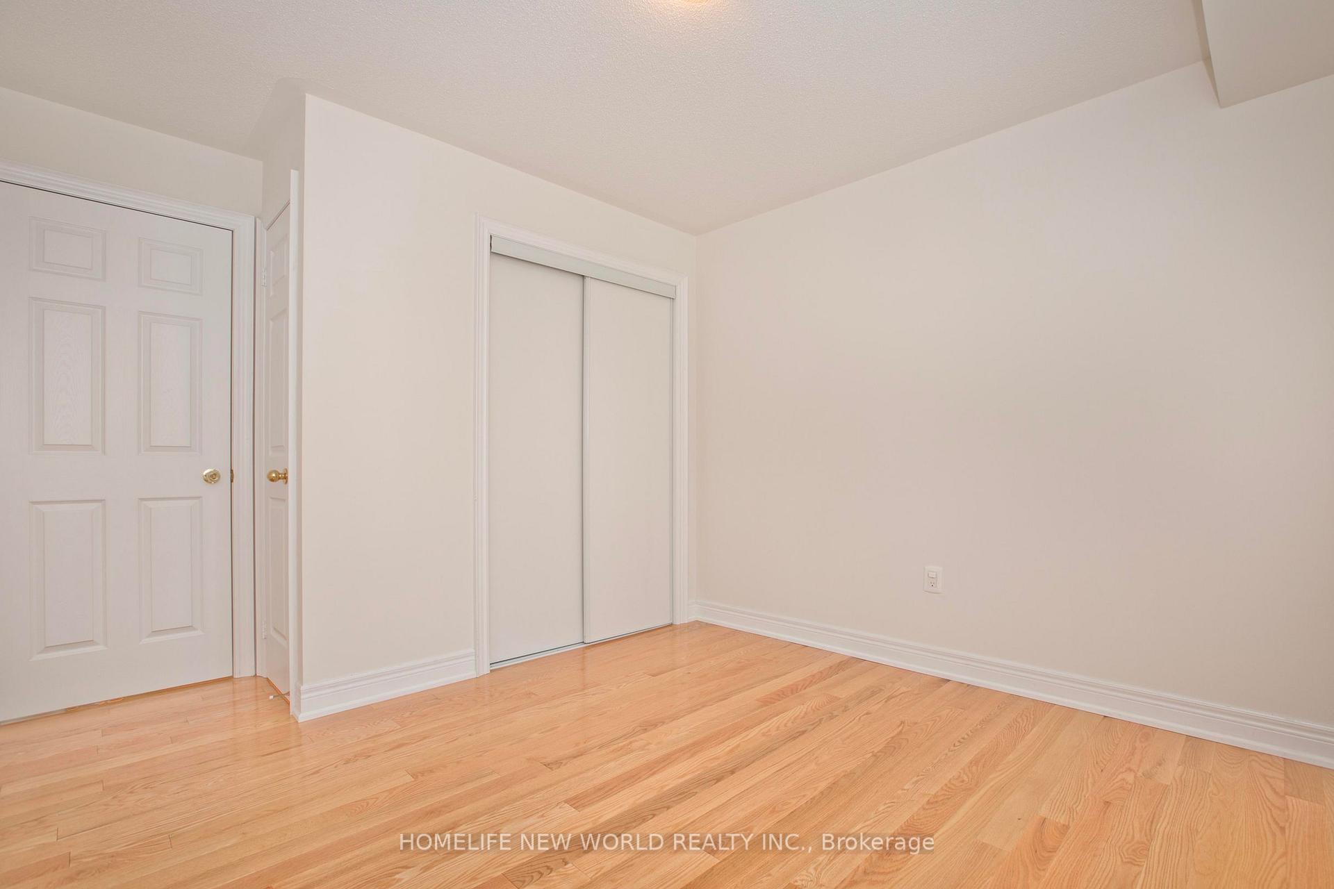 Photo 22 of 1 Mackenzie's Stand Avenue, Markham, Unionville — HOMEH