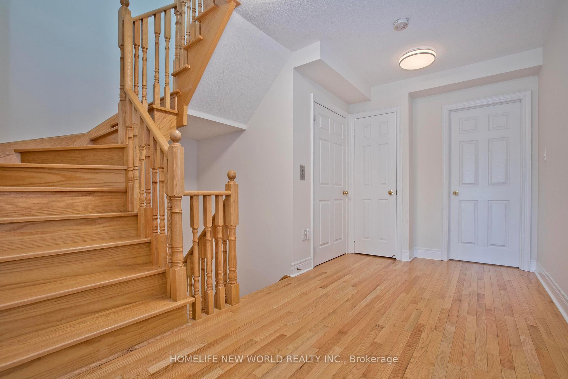 Photo 33 of 1 Mackenzie's Stand Avenue, Markham, Unionville — HOMEH