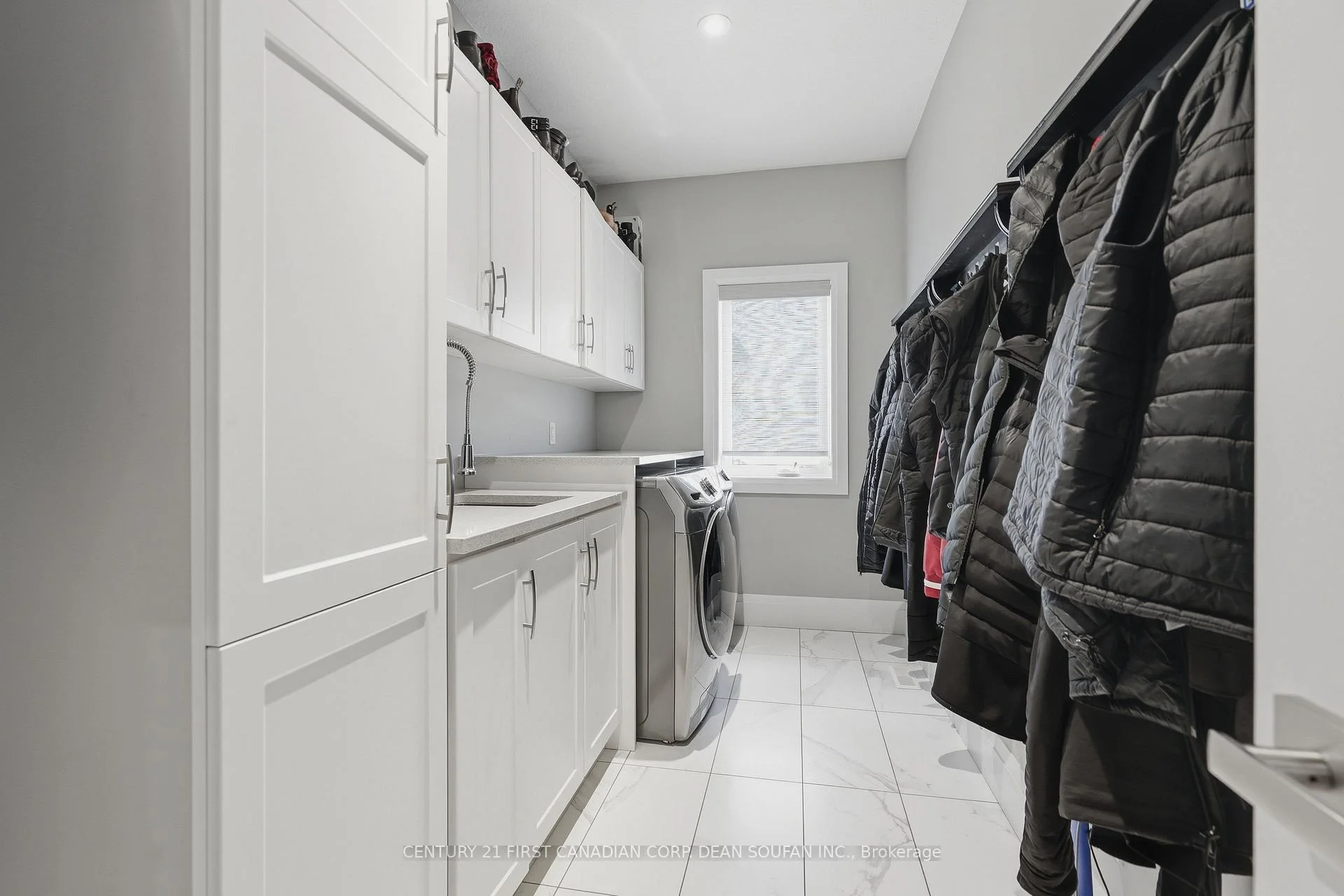 Photo 30 of 686 Hickorystick Key, London, North R — HOMEH