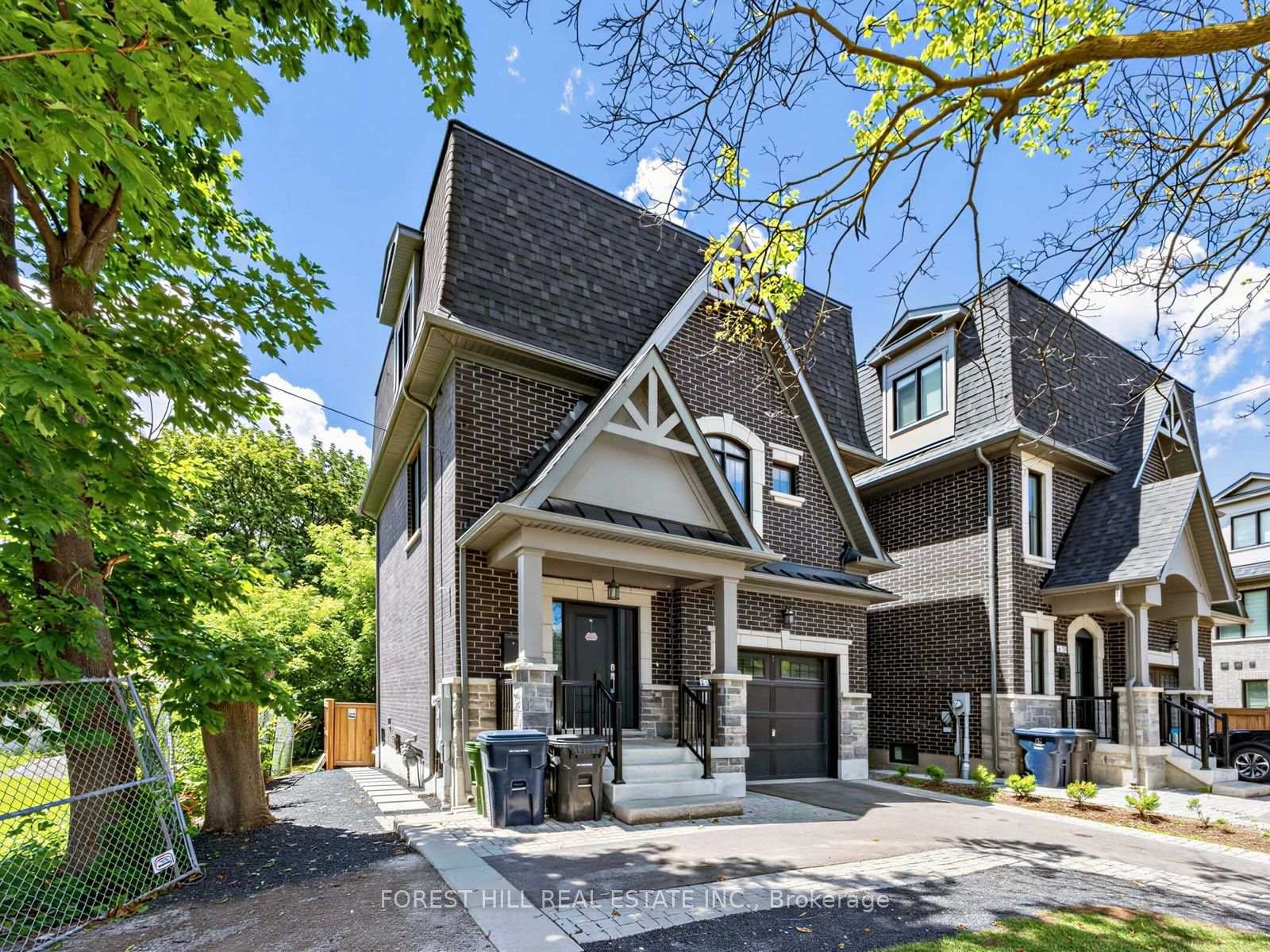 Front of 2996 Weston Road