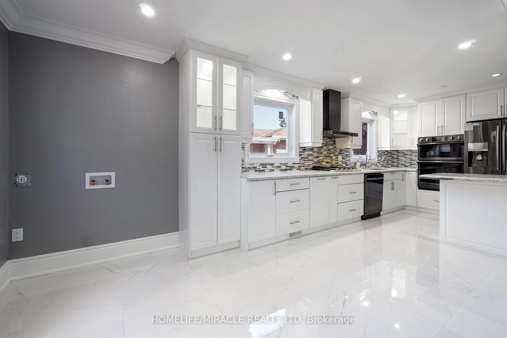 Photo 9 of 70 Cockburn Drive, Scarborough, Centennial Scarborough — HOMEH