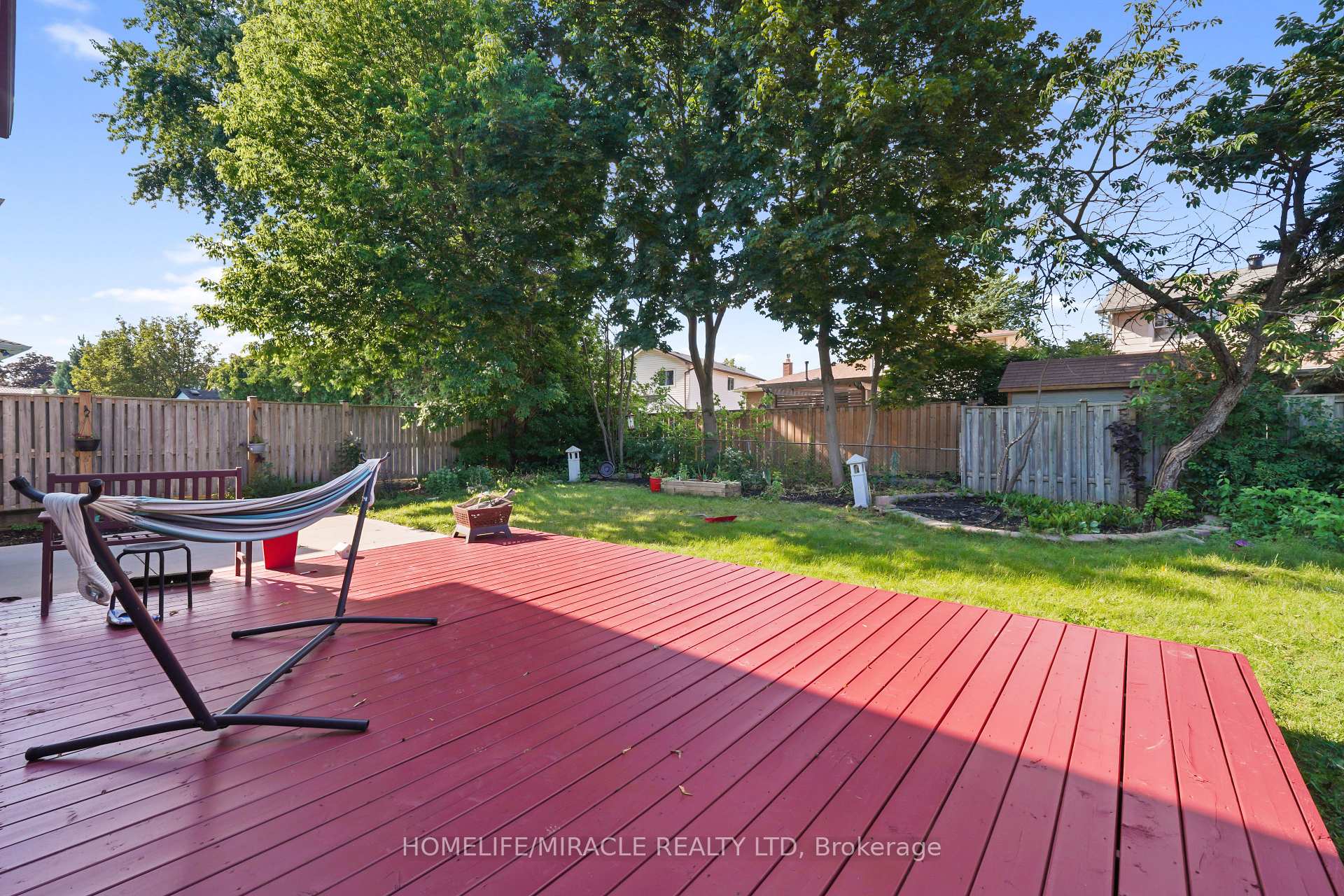 Photo 32 of 70 Cockburn Drive, Scarborough, Centennial Scarborough — HOMEH