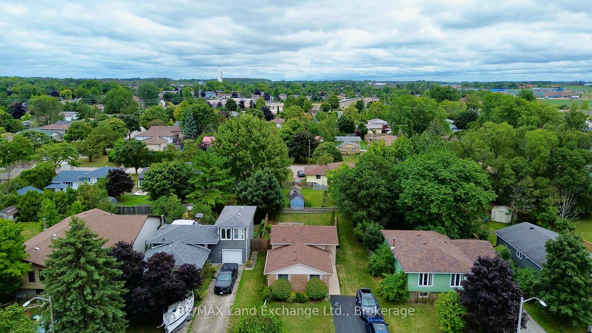 Photo 3 of 739 Palmateer Drive, Kincardine — HOMEH