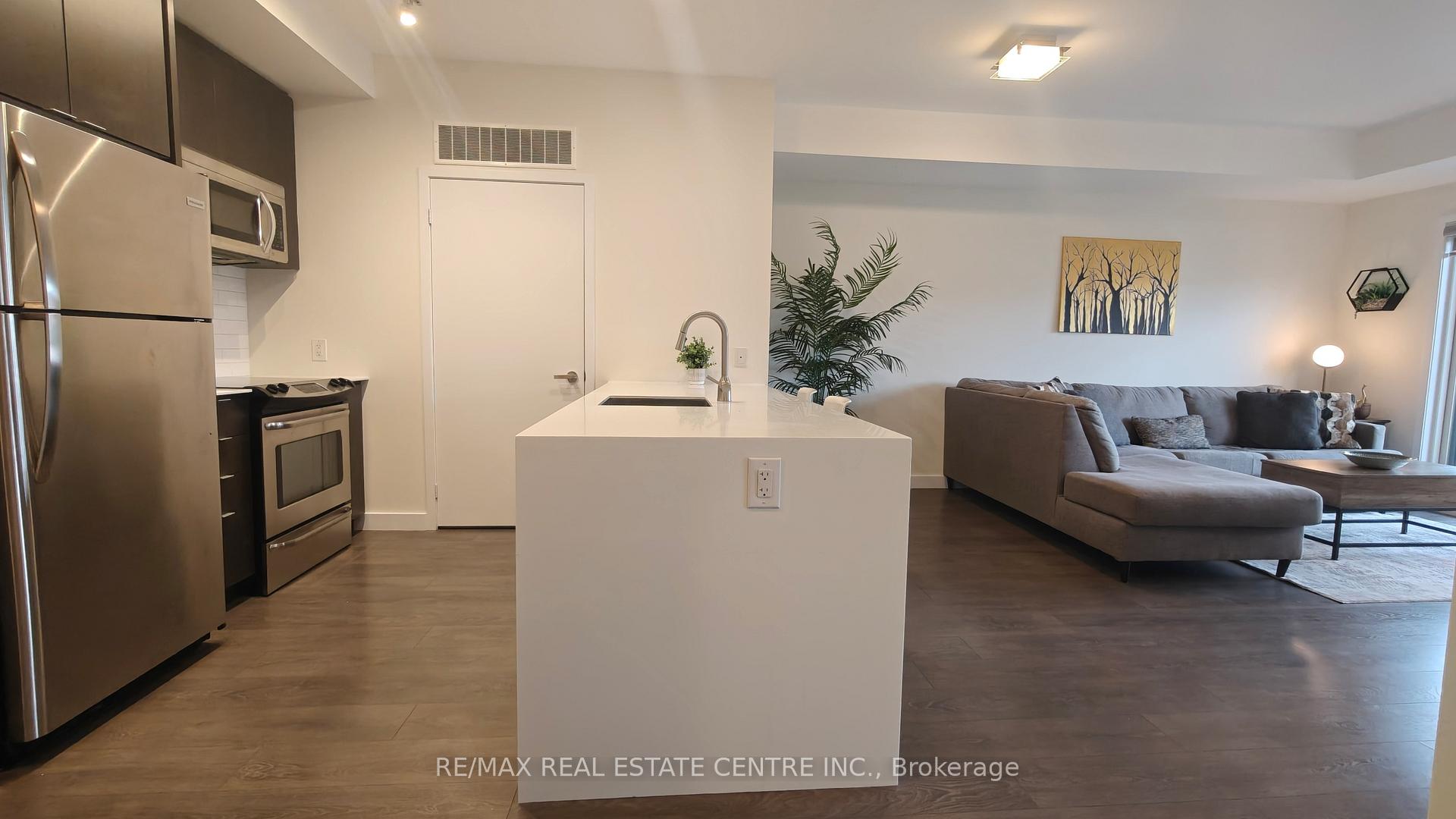 Photo 10 of Unit 307, 5005 Harvard Road, Mississauga, Churchill Meadows — HOMEH