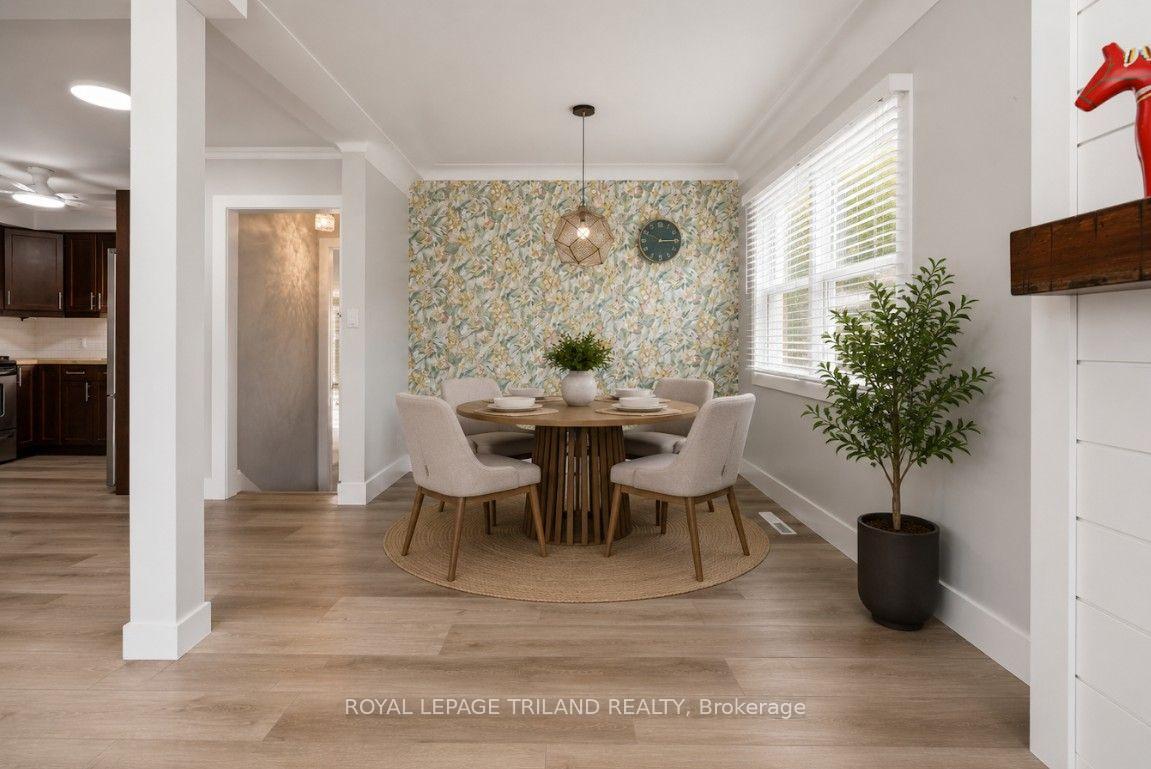 Photo 7 of 308 Reynolds Road, London, South B — HOMEH