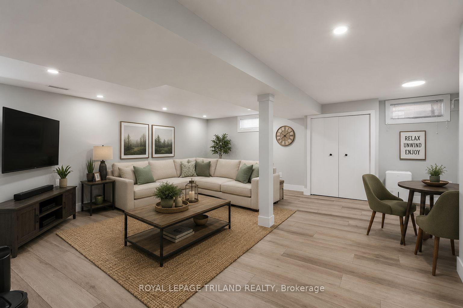Photo 19 of 308 Reynolds Road, London, South B — HOMEH