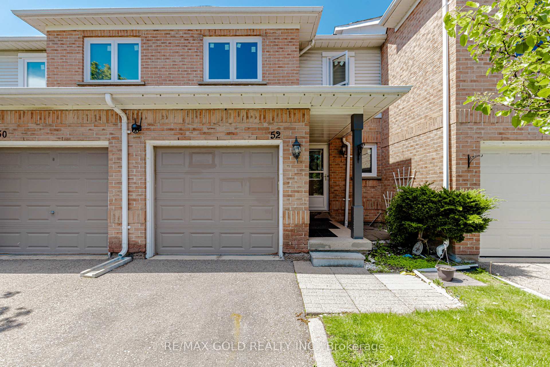 Photo 2 of 52 Wickstead Court, Brampton, Sandringham-Wellington — HOMEH