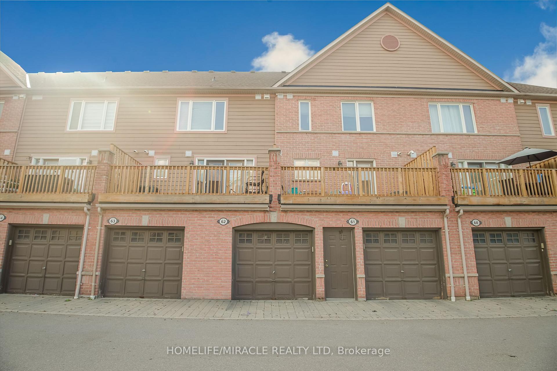 Front of Unit 62, 3056 Eglinton Avenue W