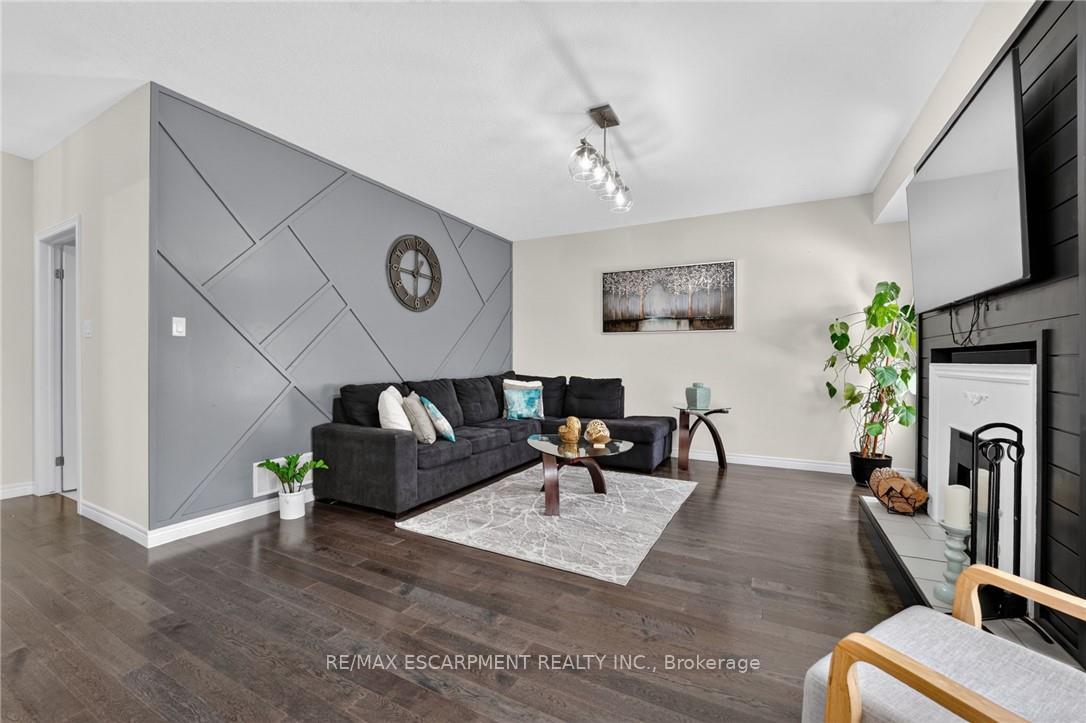 Photo 11 of 149 Dennis Drive, West Lincoln, Smithville — HOMEH